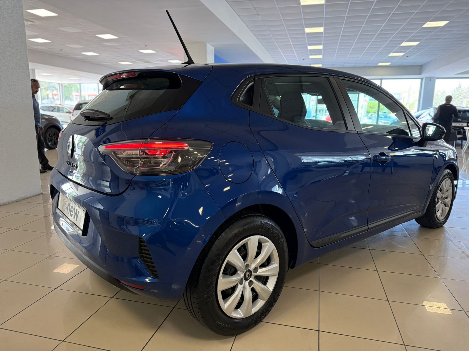 2024 Benzin Manuel Renault Clio Mavi Ermat Motorlu Araçlar ve Tarım Ürünleri Sanayi Ticaret A.Ş.