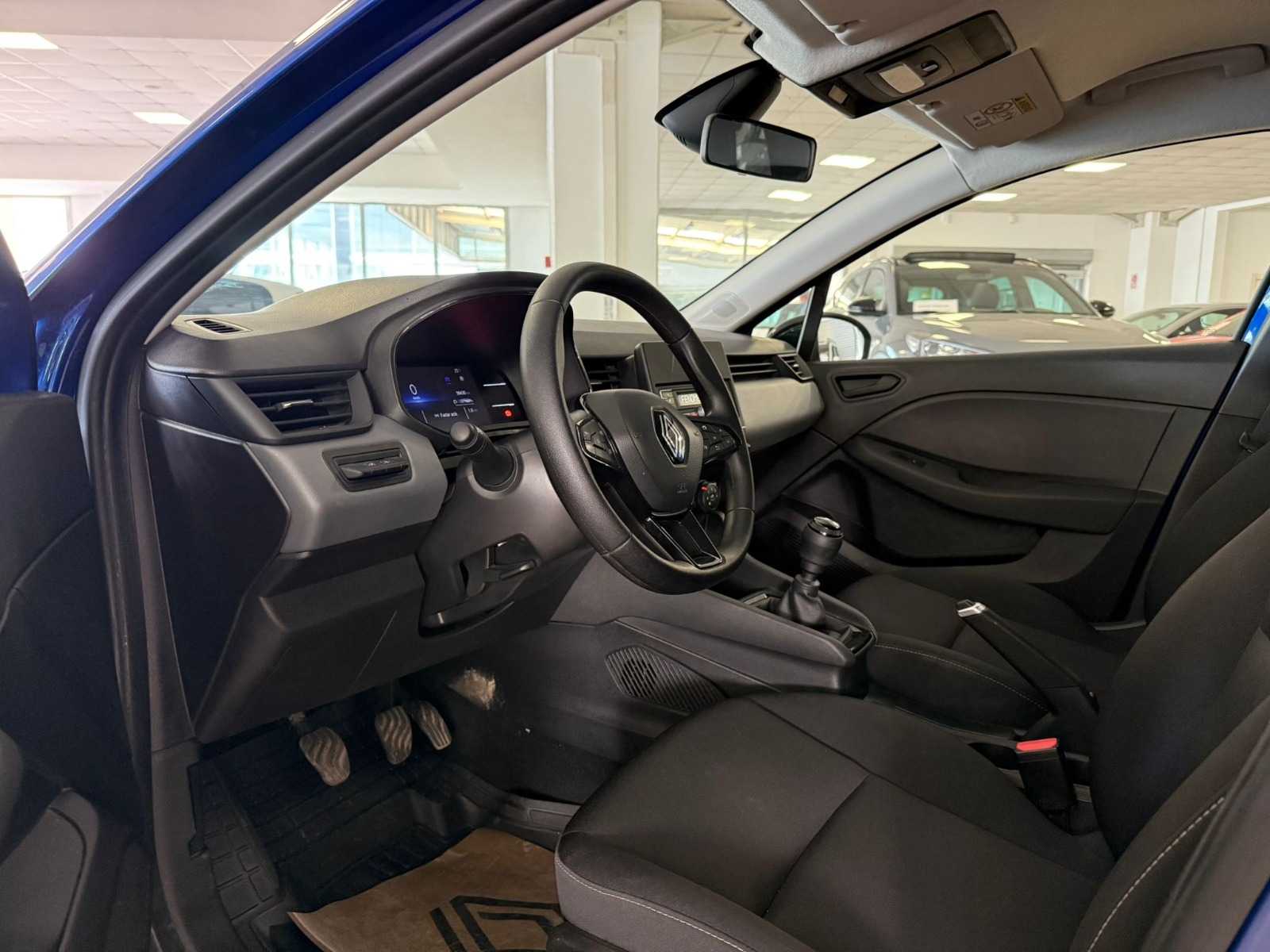 2024 Benzin Manuel Renault Clio Mavi Ermat Motorlu Araçlar ve Tarım Ürünleri Sanayi Ticaret A.Ş.