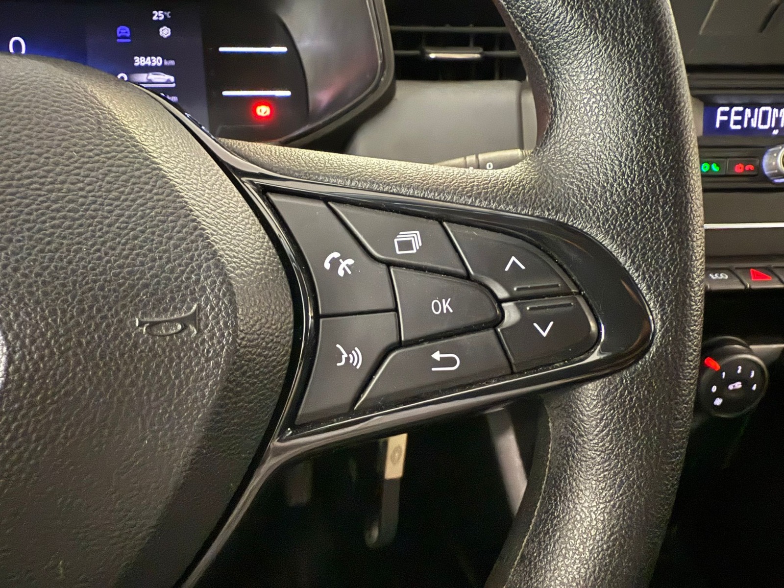 2024 Benzin Manuel Renault Clio Mavi Ermat Motorlu Araçlar ve Tarım Ürünleri Sanayi Ticaret A.Ş.