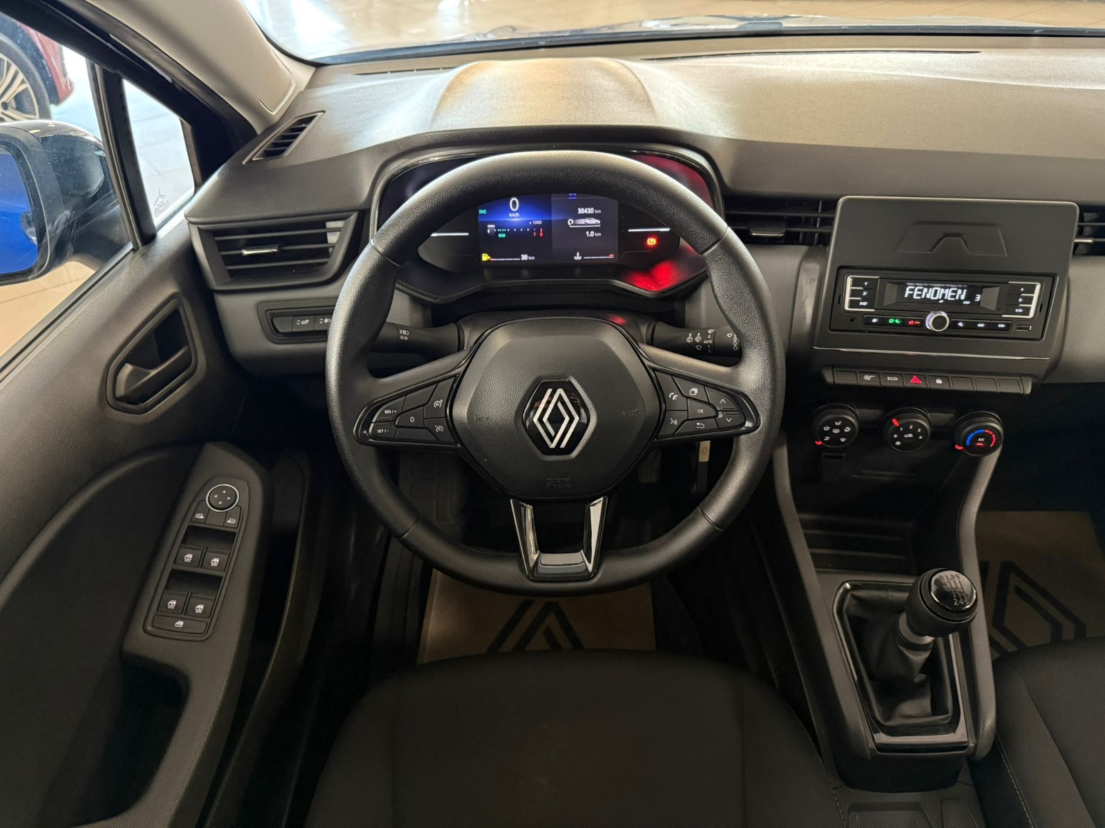 2024 Benzin Manuel Renault Clio Mavi Ermat Motorlu Araçlar ve Tarım Ürünleri Sanayi Ticaret A.Ş.