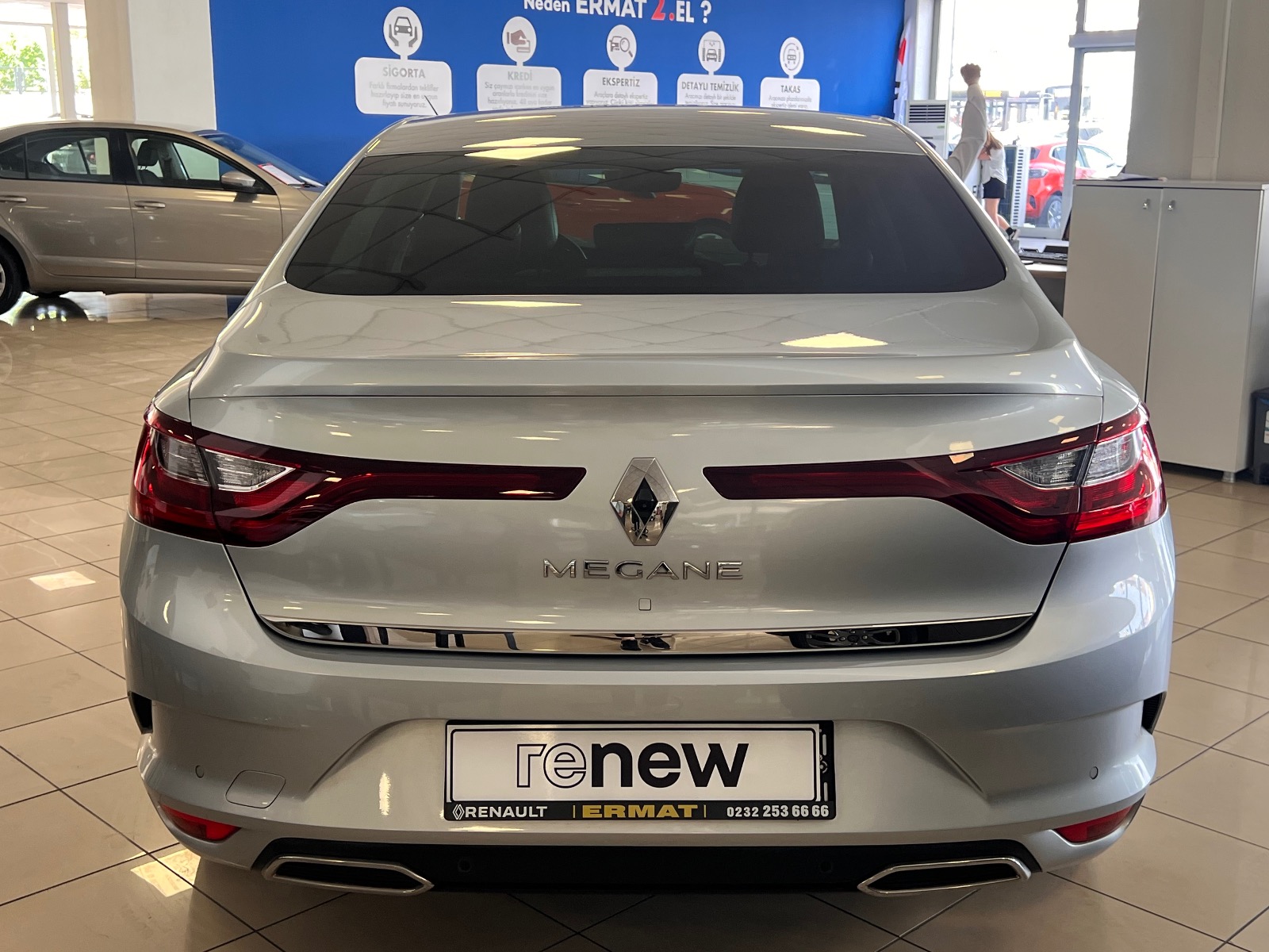 2023 Benzin Otomatik Renault Megane Gri Ermat Motorlu Araçlar ve Tarım Ürünleri Sanayi Ticaret A.Ş.