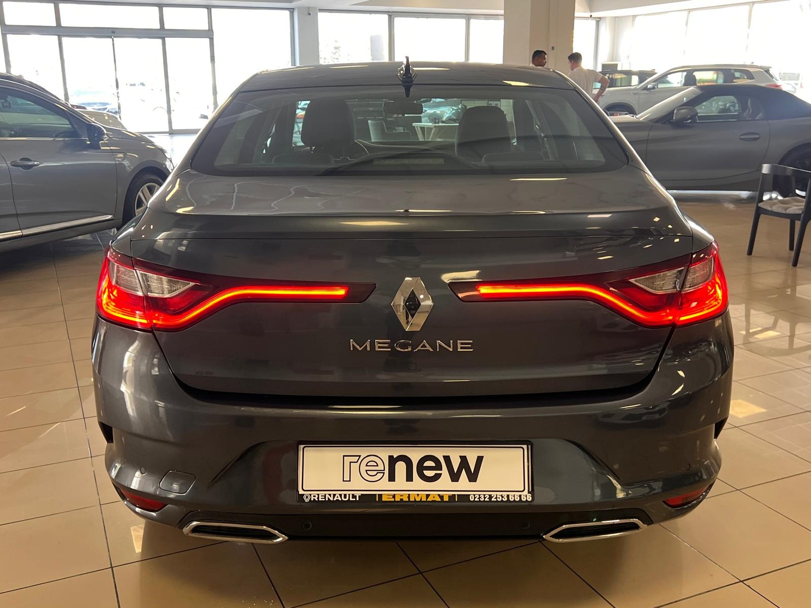 2023 Benzin Otomatik Renault Megane Gri Ermat Motorlu Araçlar ve Tarım Ürünleri Sanayi Ticaret A.Ş.