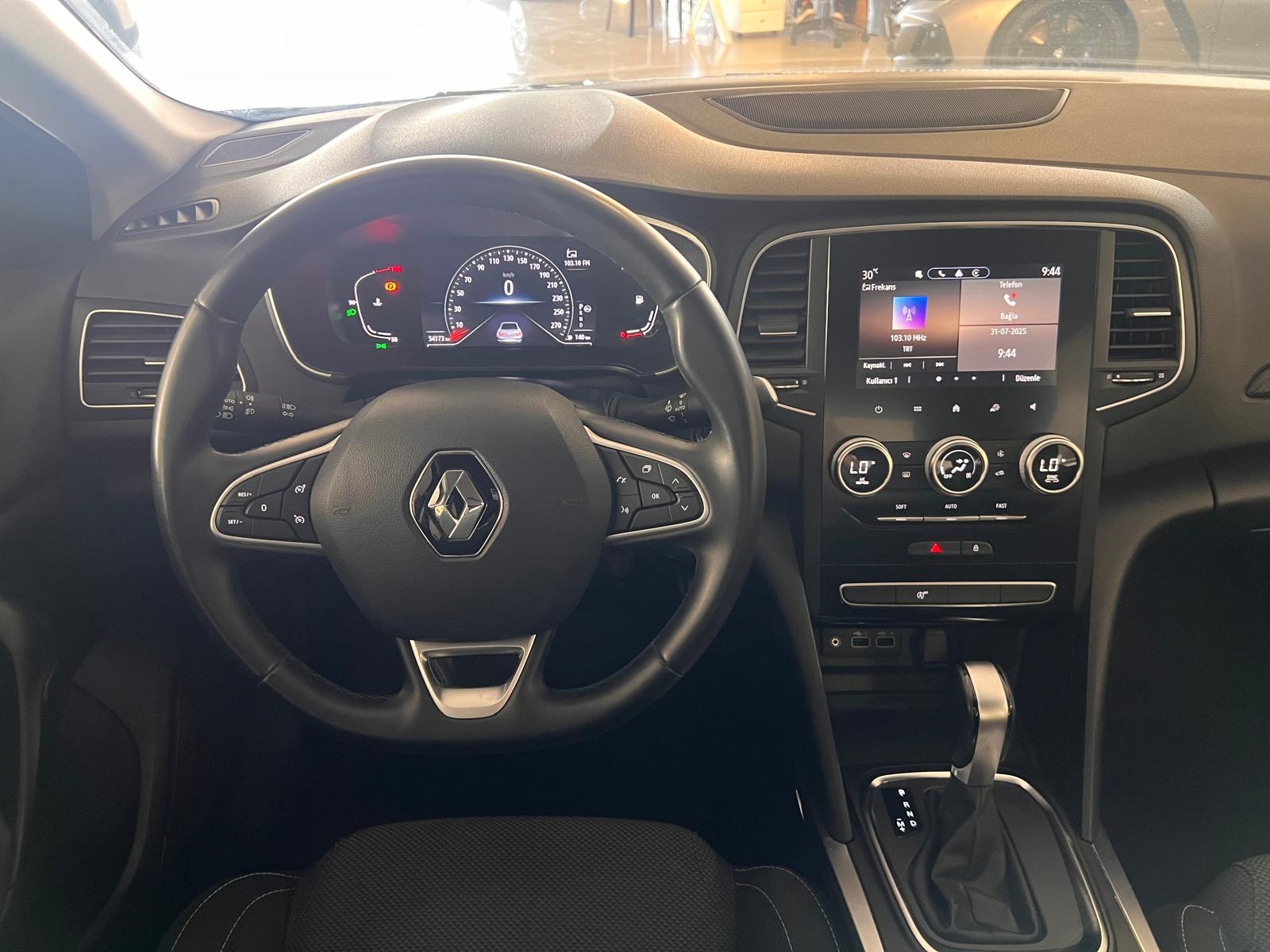 2023 Benzin Otomatik Renault Megane Gri Ermat Motorlu Araçlar ve Tarım Ürünleri Sanayi Ticaret A.Ş.