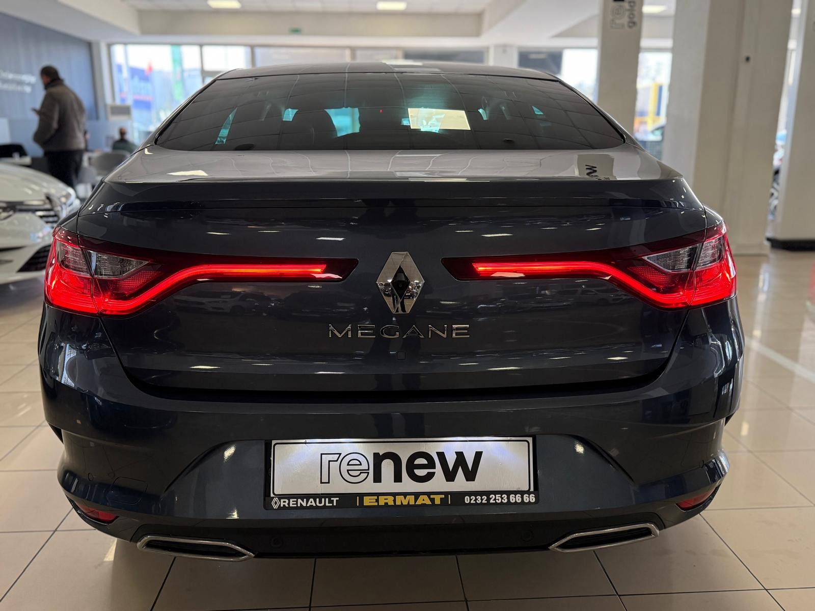2025 Benzin Otomatik Renault Megane Gri Ermat Motorlu Araçlar ve Tarım Ürünleri Sanayi Ticaret A.Ş.