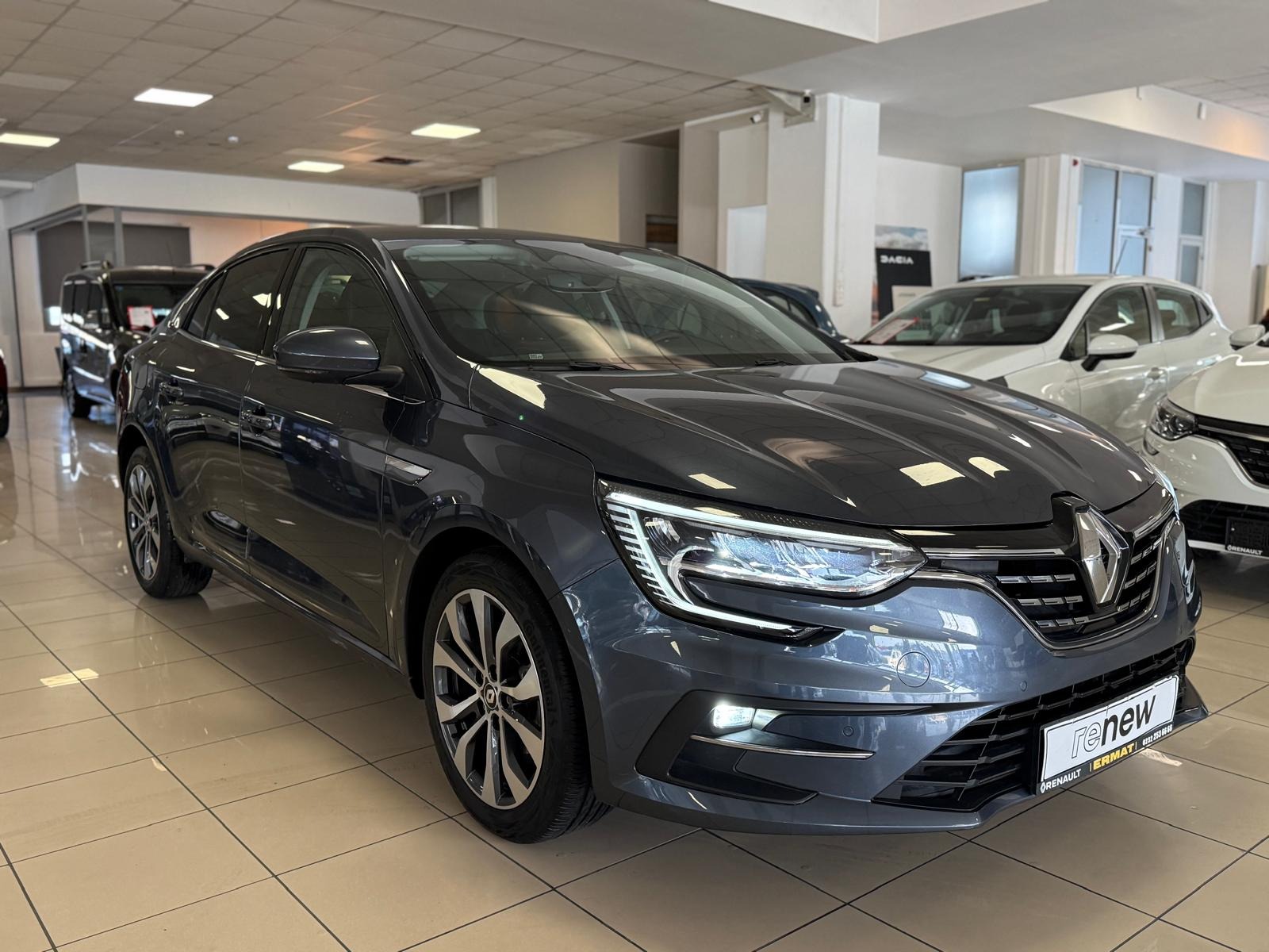 2025 Benzin Otomatik Renault Megane Gri Ermat Motorlu Araçlar ve Tarım Ürünleri Sanayi Ticaret A.Ş.