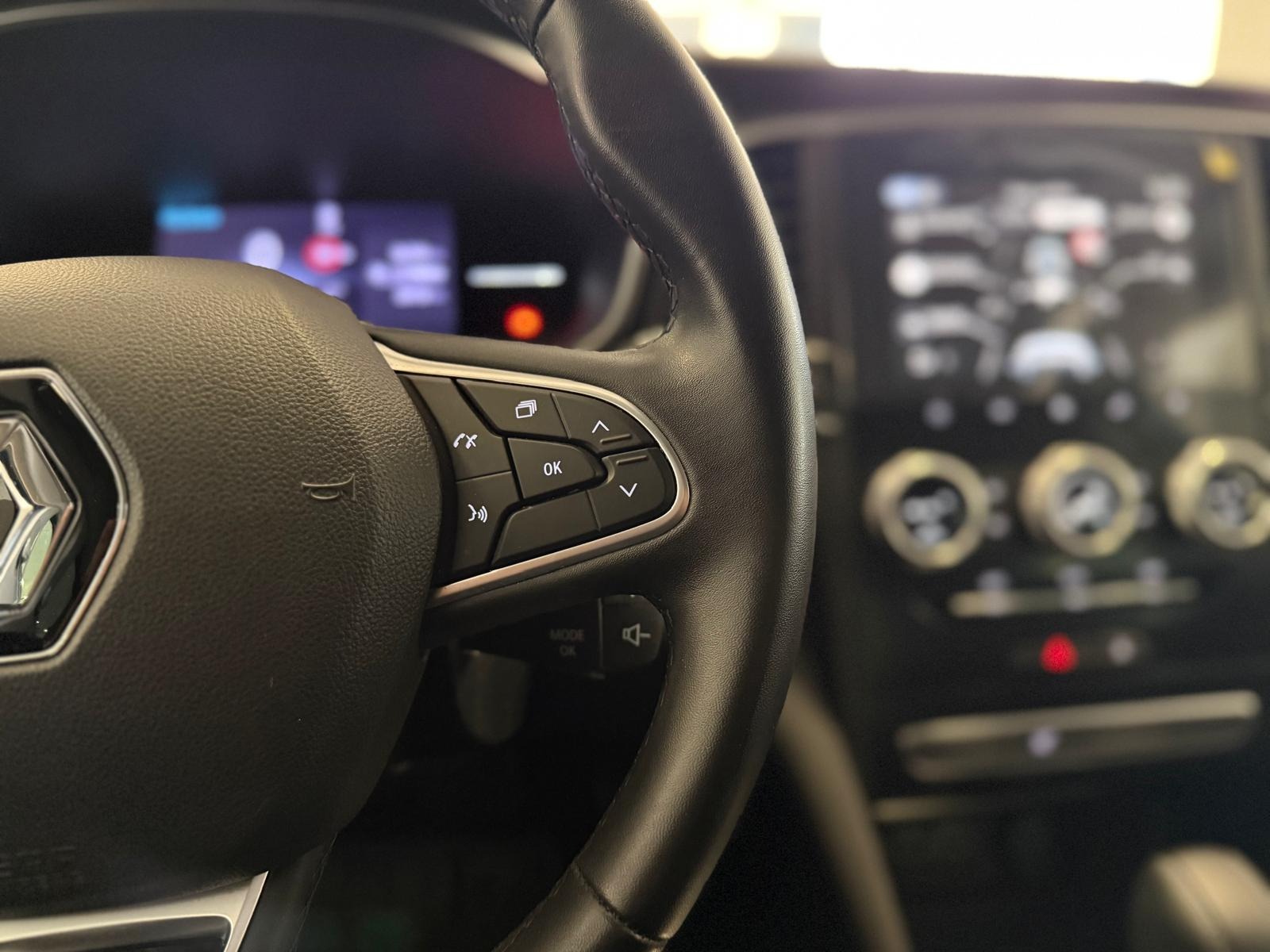 2025 Benzin Otomatik Renault Megane Gri Ermat Motorlu Araçlar ve Tarım Ürünleri Sanayi Ticaret A.Ş.