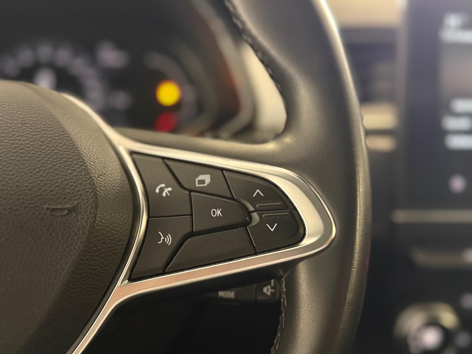 2022 MHEV Otomatik Renault Captur Turuncu Ermat Motorlu Araçlar ve Tarım Ürünleri Sanayi Ticaret A.Ş.