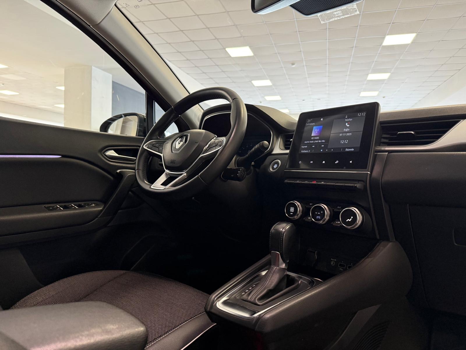 2022 MHEV Otomatik Renault Captur Turuncu Ermat Motorlu Araçlar ve Tarım Ürünleri Sanayi Ticaret A.Ş.