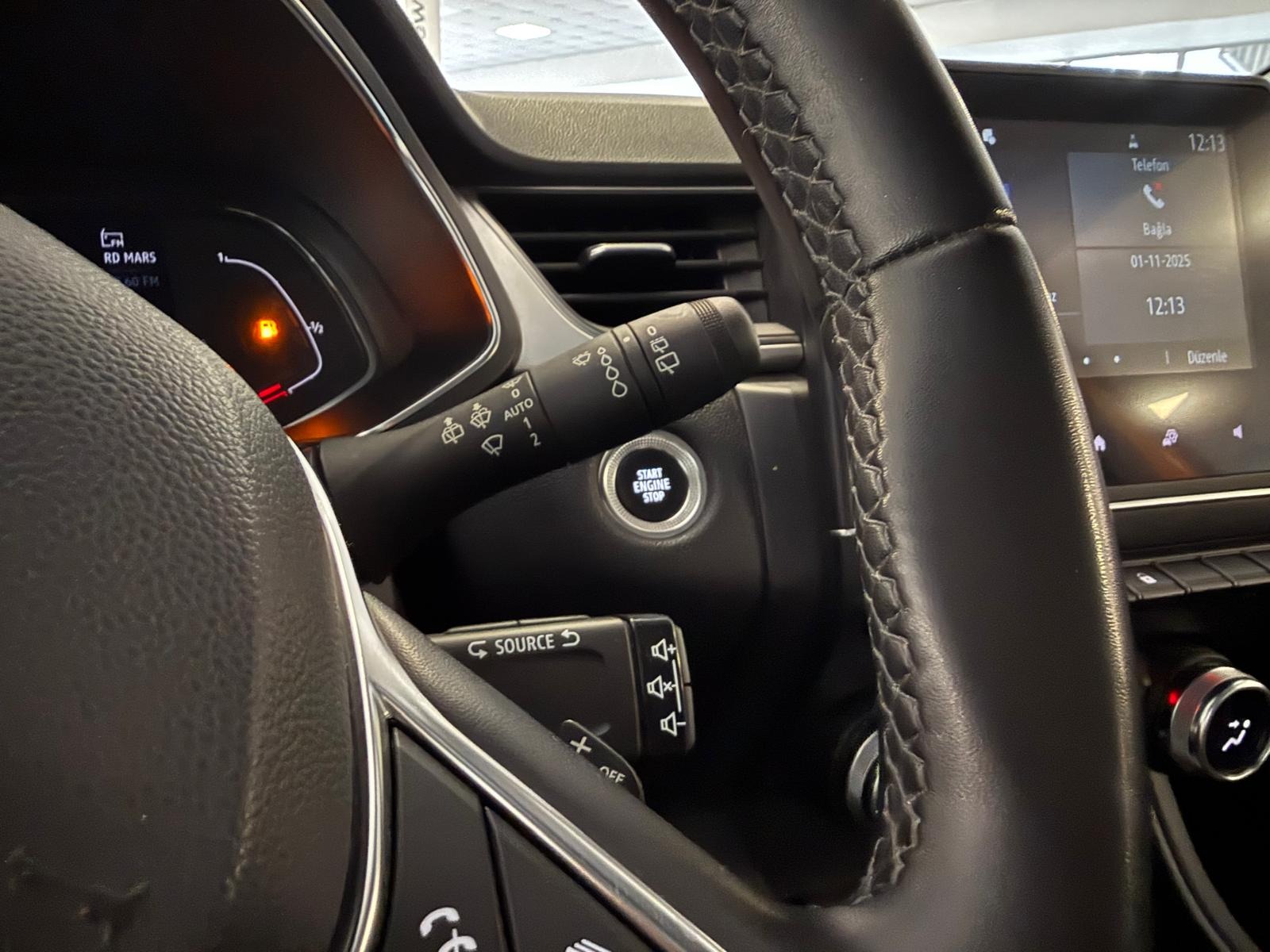 2022 MHEV Otomatik Renault Captur Turuncu Ermat Motorlu Araçlar ve Tarım Ürünleri Sanayi Ticaret A.Ş.