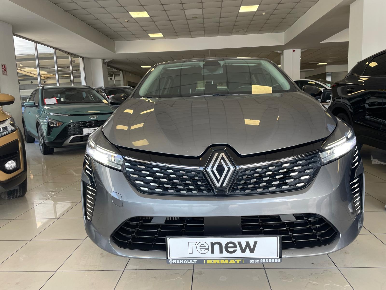 2023 Benzin Otomatik Renault Clio Gri Ermat Motorlu Araçlar ve Tarım Ürünleri Sanayi Ticaret A.Ş.
