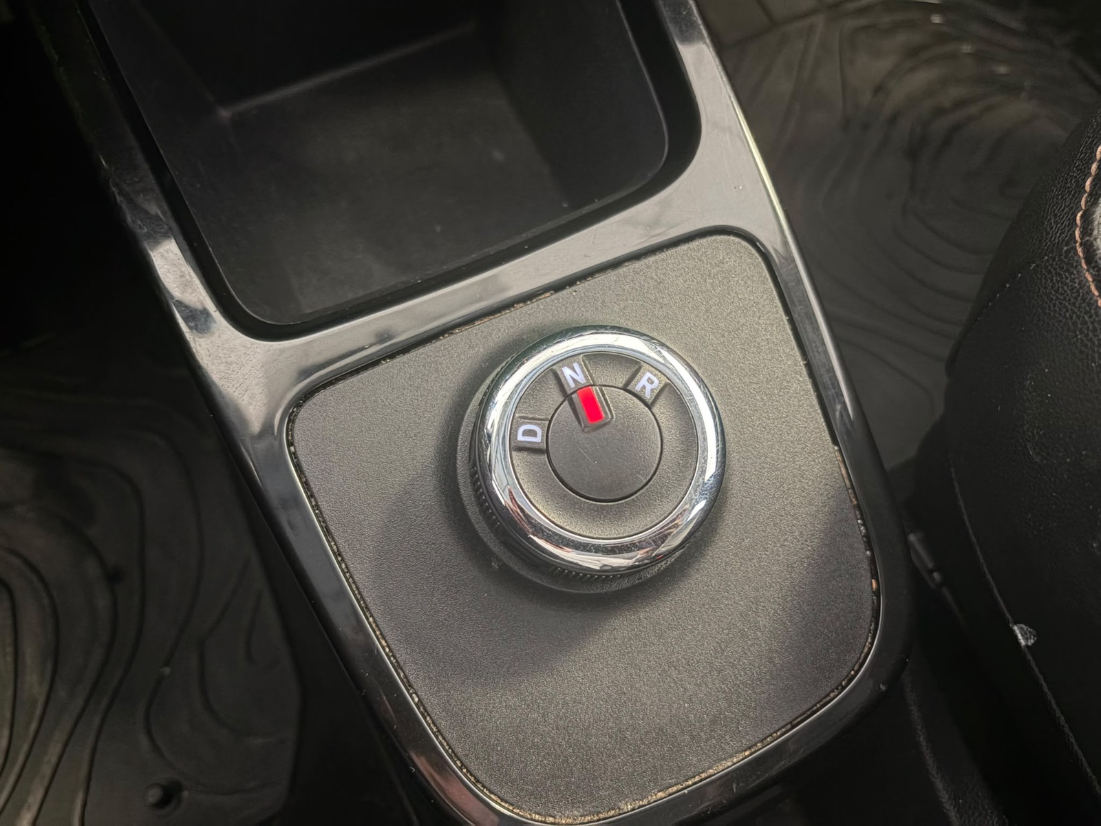 2023 Elektrik Otomatik Dacia Spring Lacivert Ermat Motorlu Araçlar ve Tarım Ürünleri Sanayi Ticaret A.Ş.