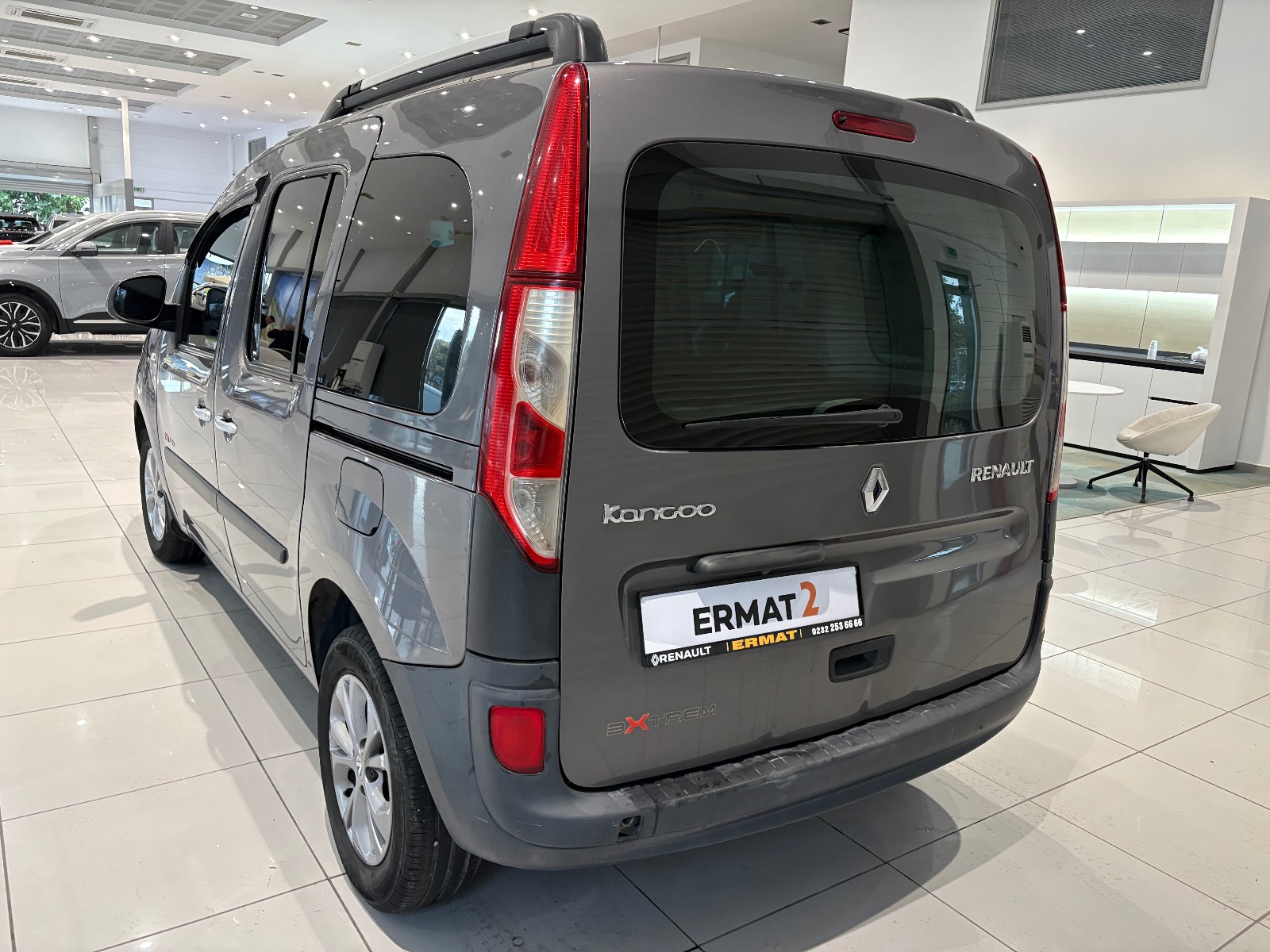 2017 Dizel Manuel Renault Kangoo Multix Gri Ermat Motorlu Araçlar ve Tarım Ürünleri Sanayi Ticaret A.Ş.