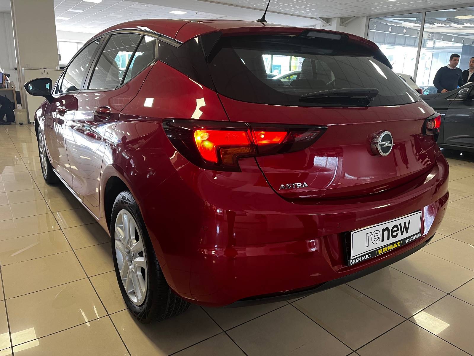 2020 Benzin Manuel Opel Astra Kırmızı Ermat 2.El