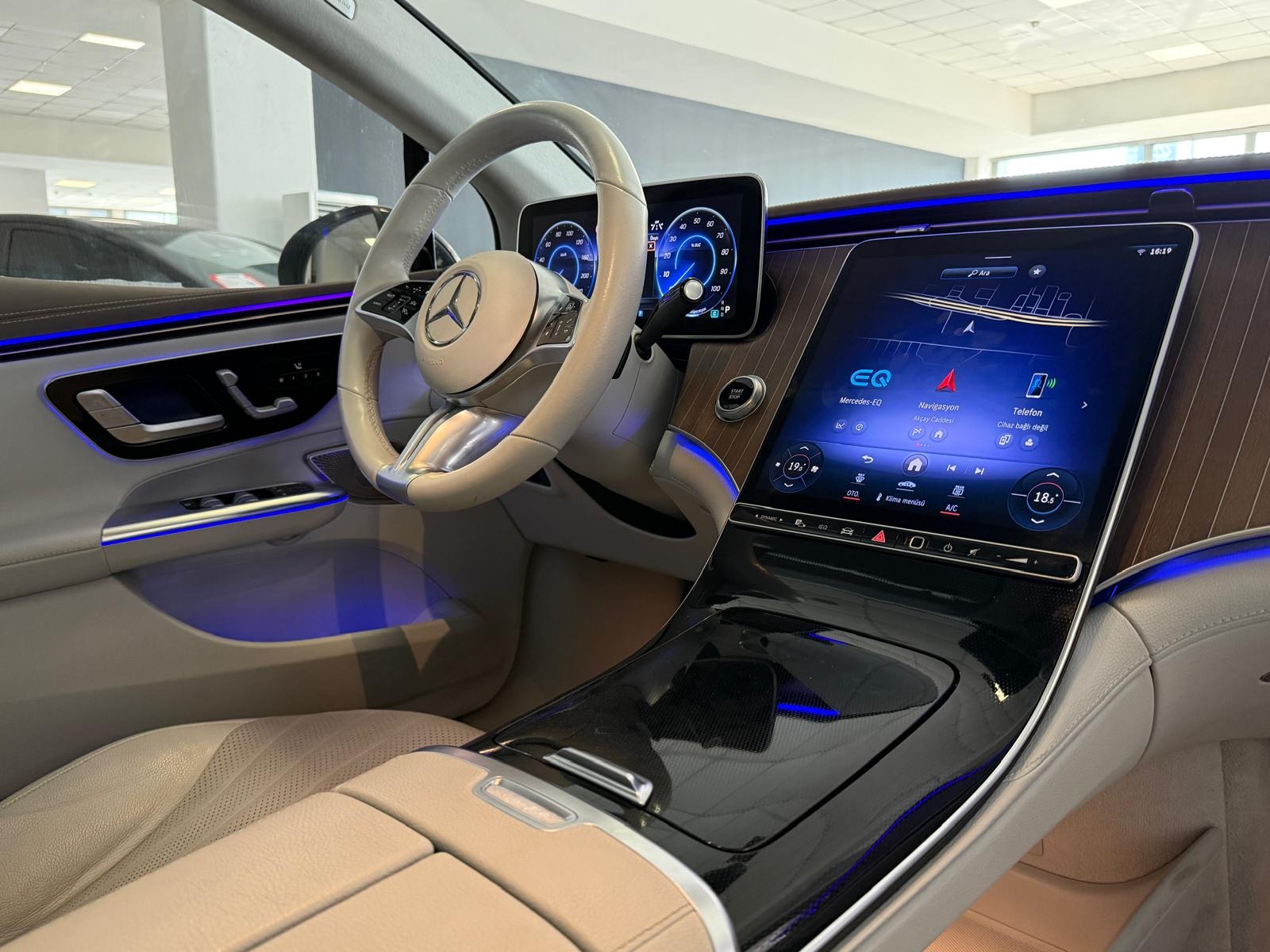 2023 Elektrik Otomatik Mercedes-Benz EQE Siyah Ermat Motorlu Araçlar ve Tarım Ürünleri Sanayi Ticaret A.Ş.