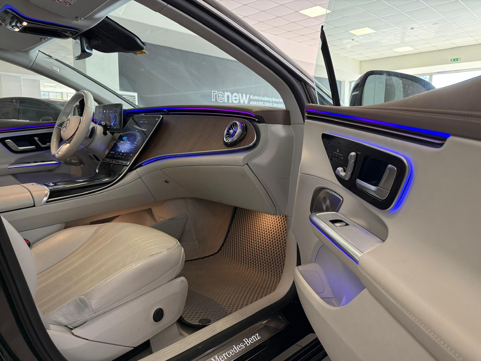 2023 Elektrik Otomatik Mercedes-Benz EQE Siyah Ermat Motorlu Araçlar ve Tarım Ürünleri Sanayi Ticaret A.Ş.