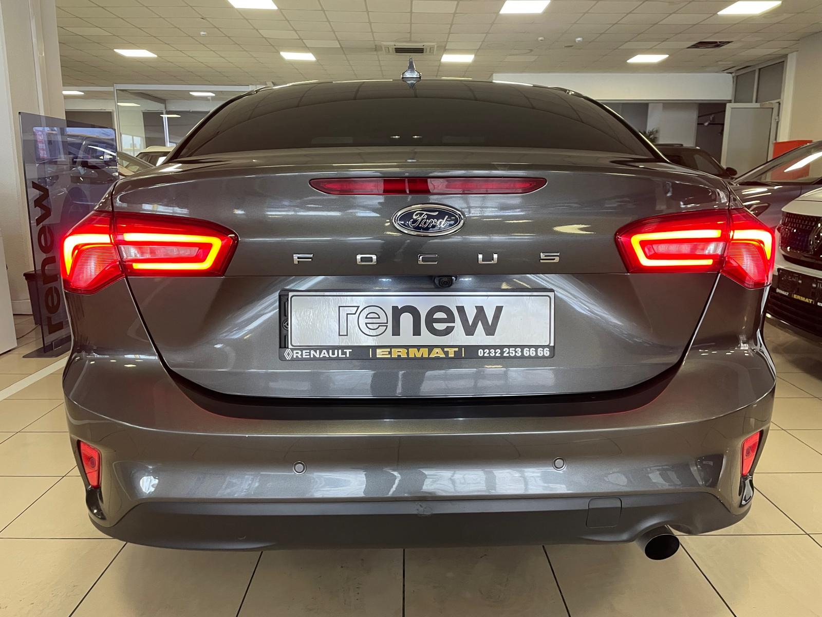 2024 Dizel Otomatik Ford Focus Gri Ermat Motorlu Araçlar ve Tarım Ürünleri Sanayi Ticaret A.Ş.