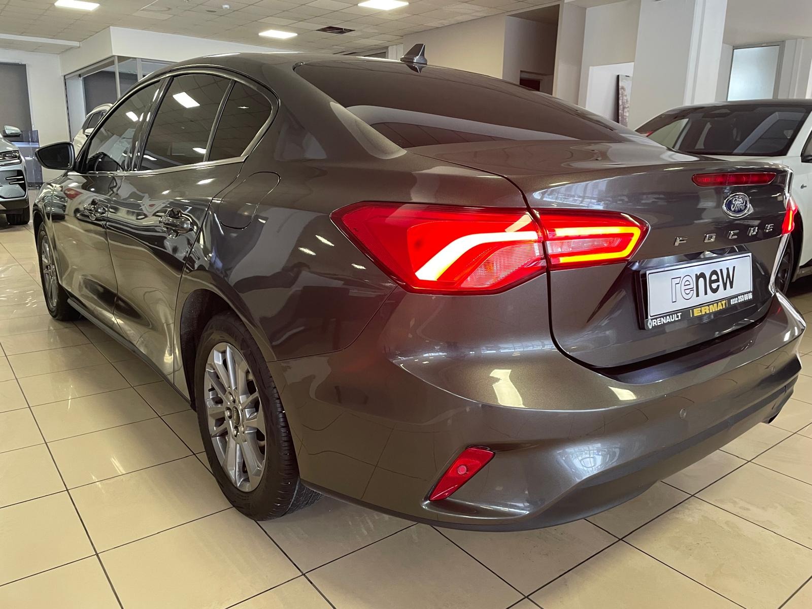 2024 Dizel Otomatik Ford Focus Gri Ermat Motorlu Araçlar ve Tarım Ürünleri Sanayi Ticaret A.Ş.