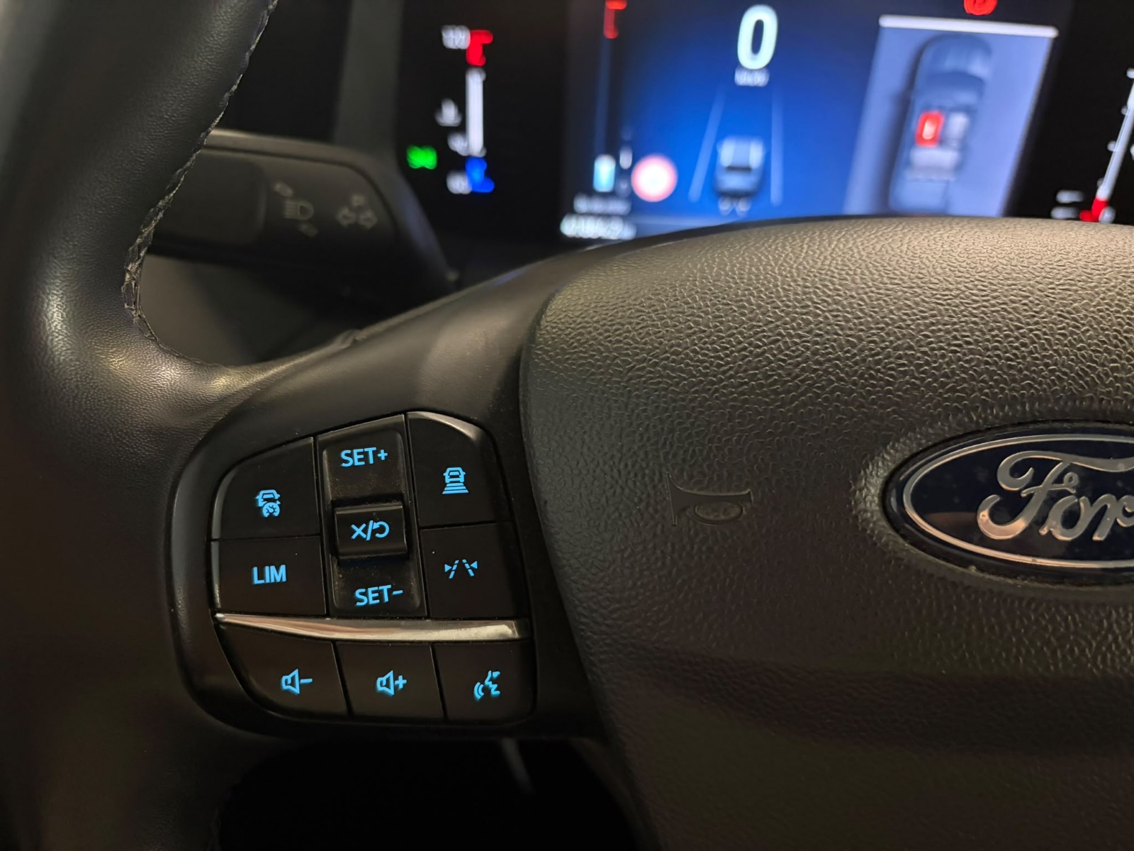 2024 Dizel Manuel Ford Tourneo Courier Gri Ermat Motorlu Araçlar ve Tarım Ürünleri Sanayi Ticaret A.Ş.
