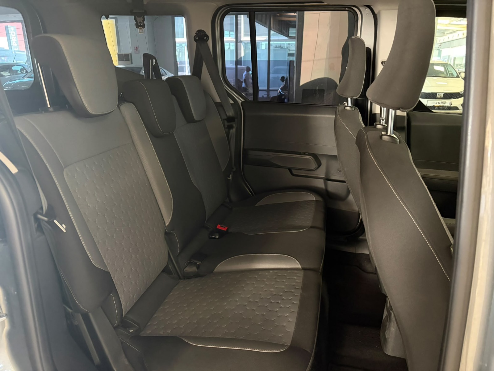 2024 Dizel Manuel Ford Tourneo Courier Gri Ermat Motorlu Araçlar ve Tarım Ürünleri Sanayi Ticaret A.Ş.