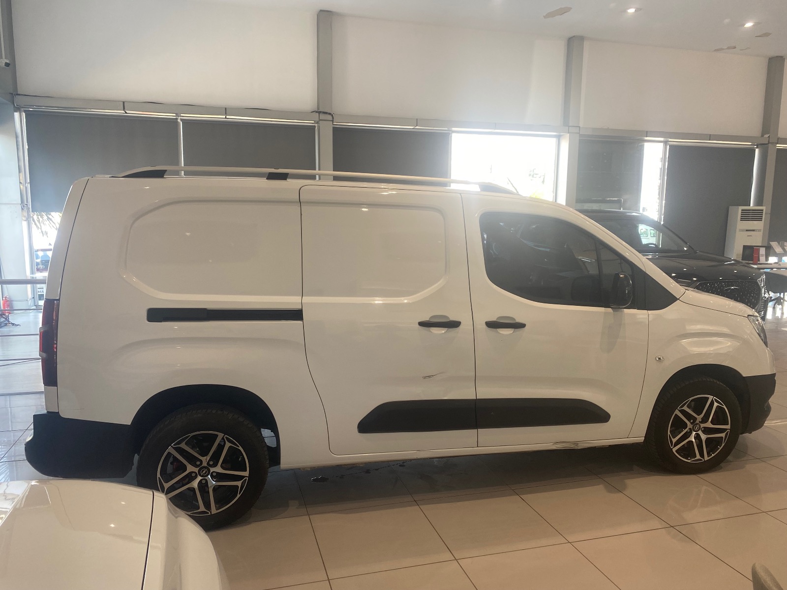 2022 Dizel Manuel Opel Combo Beyaz Ermat Motorlu Araçlar ve Tarım Ürünleri Sanayi Ticaret A.Ş.