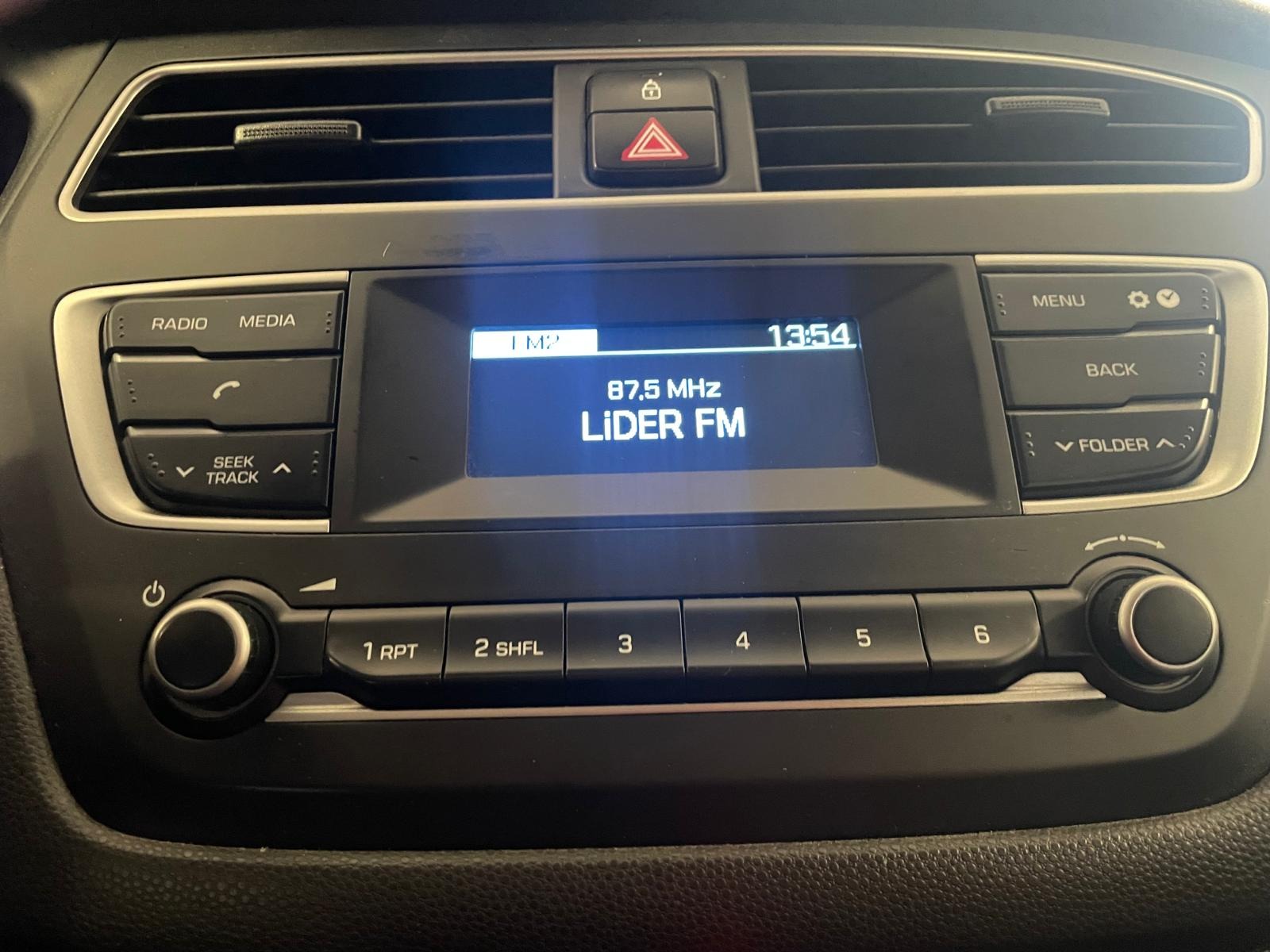 2019 Benzin Otomatik Hyundai i20 Beyaz Ermat Motorlu Araçlar ve Tarım Ürünleri Sanayi Ticaret A.Ş.