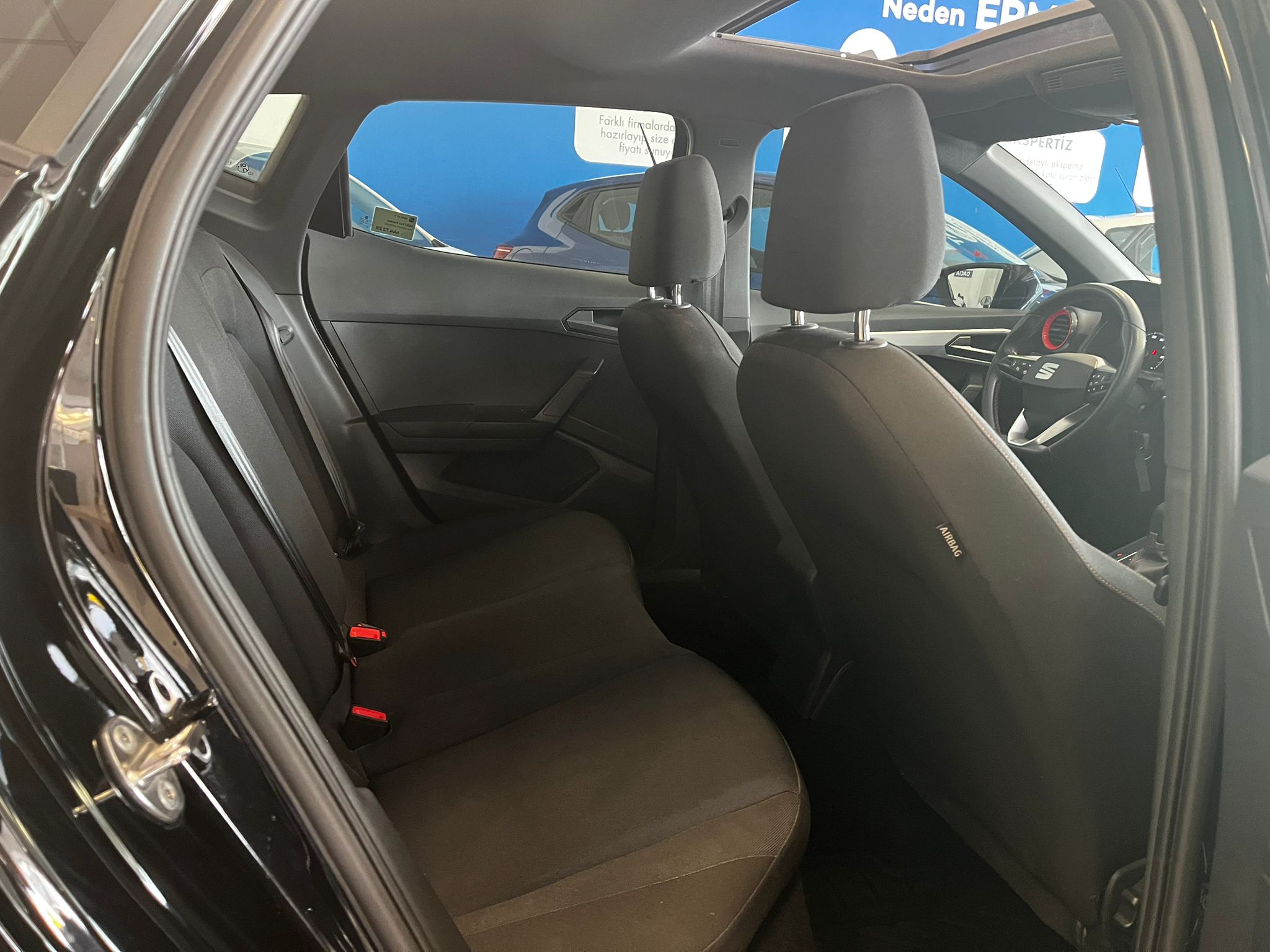 2022 Benzin Otomatik Seat Ibiza Siyah Ermat 2.El