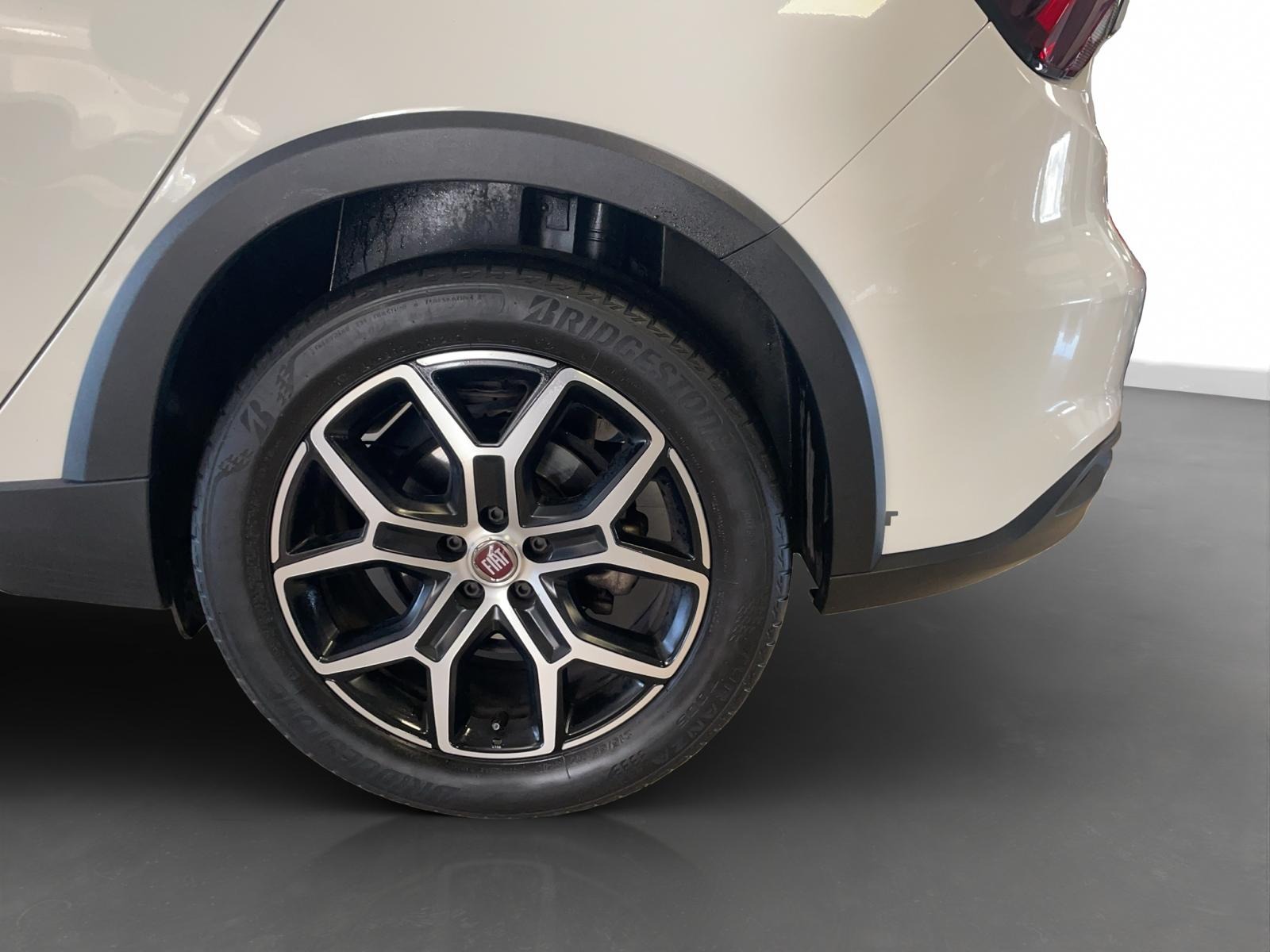 2024 Dizel Otomatik Fiat Egea Cross Beyaz Ermat Motorlu Araçlar ve Tarım Ürünleri Sanayi Ticaret A.Ş.