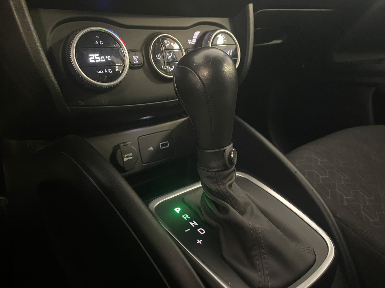 2024 Dizel Otomatik Fiat Egea Cross Beyaz Ermat Motorlu Araçlar ve Tarım Ürünleri Sanayi Ticaret A.Ş.