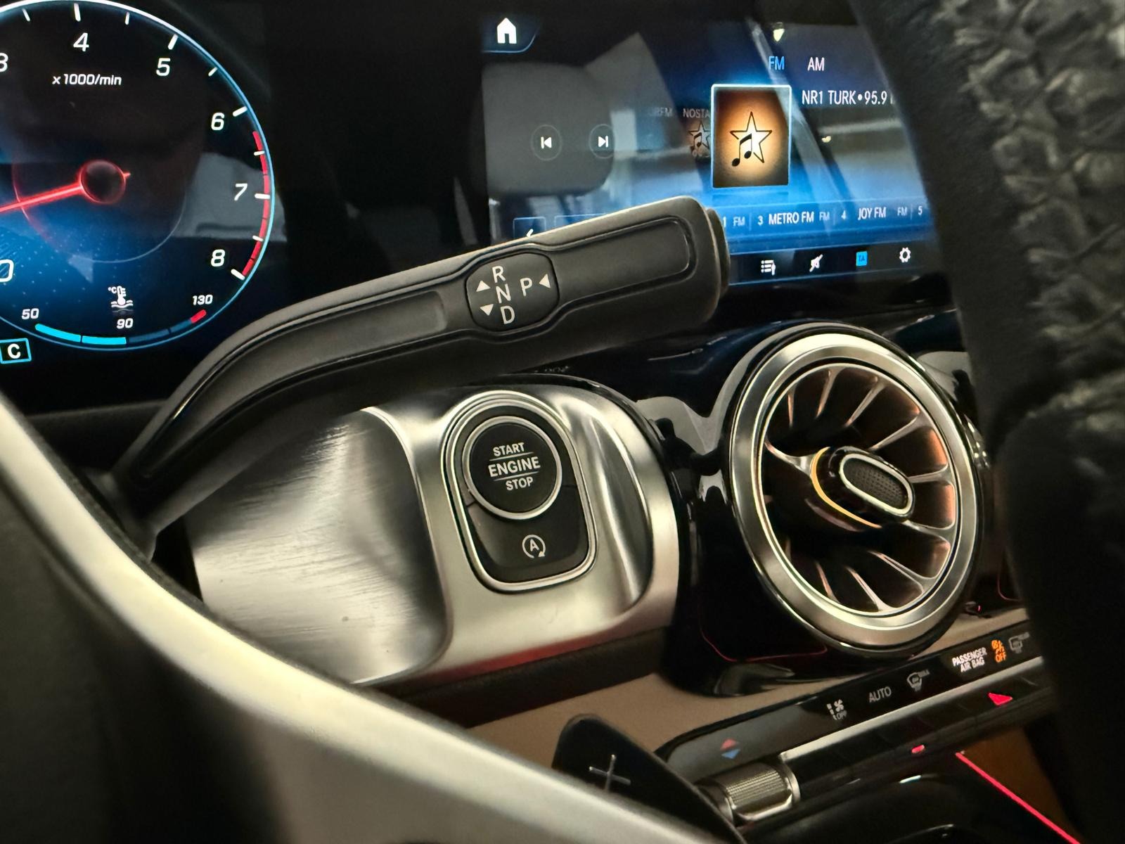 2021 Benzin Otomatik Mercedes-Benz GLB Gri Ermat Motorlu Araçlar ve Tarım Ürünleri Sanayi Ticaret A.Ş.