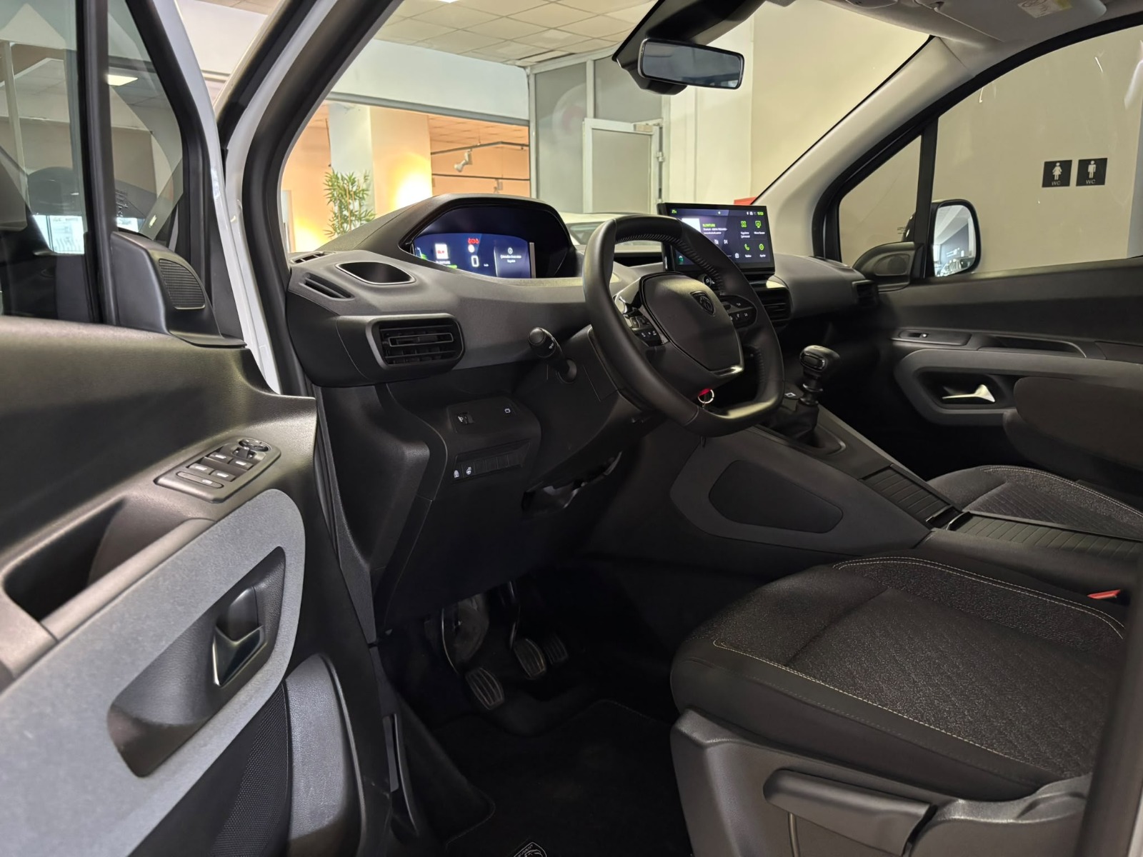 2025 Dizel Manuel Peugeot Rifter Beyaz Ermat Motorlu Araçlar ve Tarım Ürünleri Sanayi Ticaret A.Ş.
