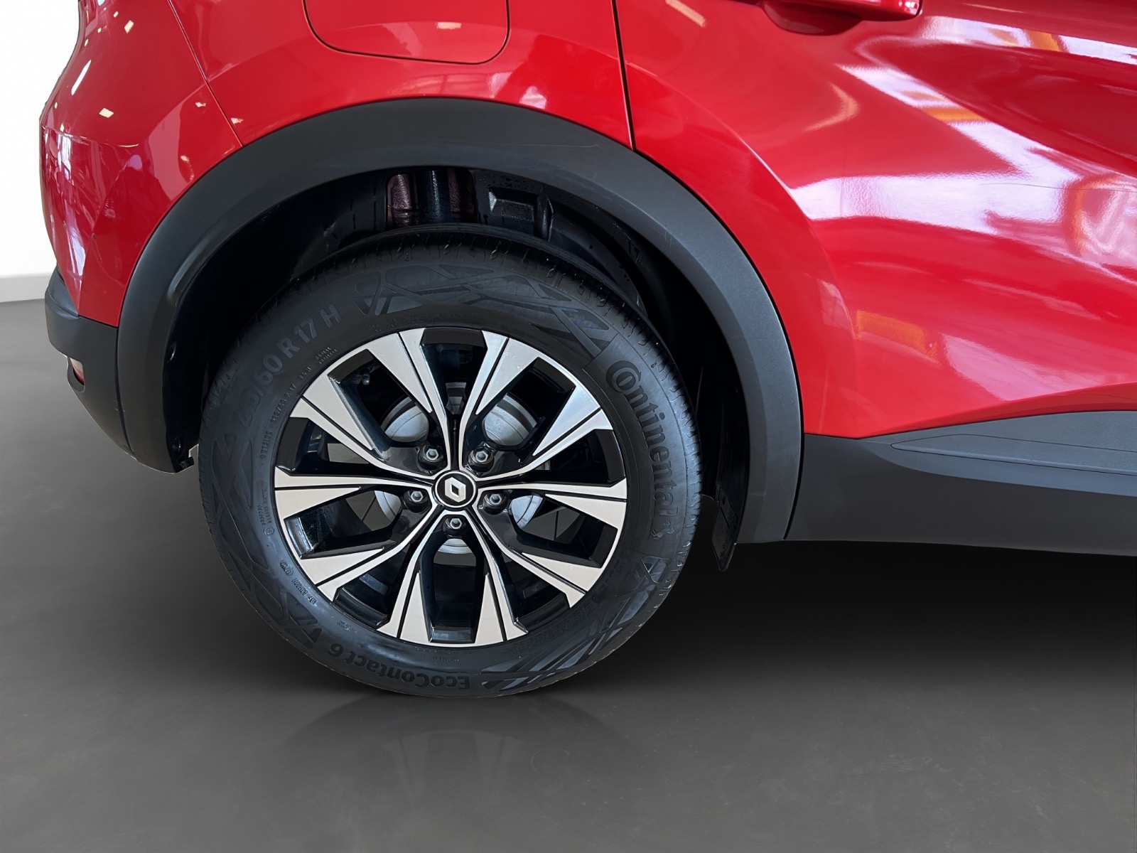 2023 MHEV Otomatik Renault Captur Kırmızı Ermat Motorlu Araçlar ve Tarım Ürünleri Sanayi Ticaret A.Ş.