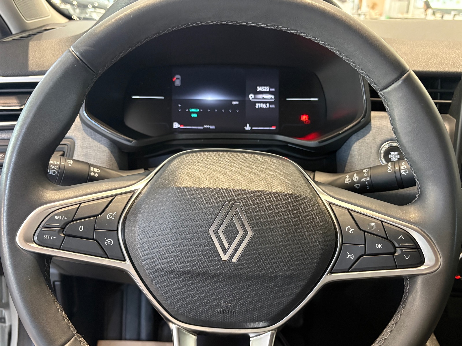 2025 Benzin Otomatik Renault Clio Beyaz Ermat Motorlu Araçlar ve Tarım Ürünleri Sanayi Ticaret A.Ş.