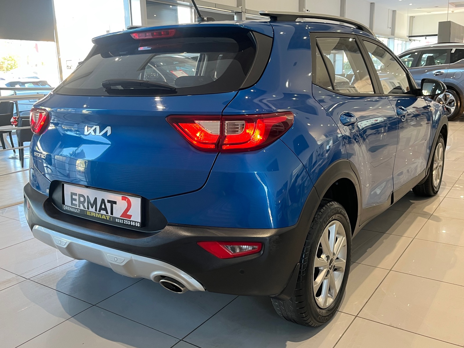 2023 Benzin Otomatik Kia Stonic Mavi Ermat Motorlu Araçlar ve Tarım Ürünleri Sanayi Ticaret A.Ş.