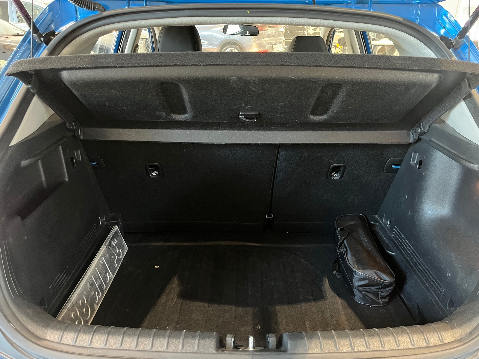 2023 Benzin Otomatik Kia Stonic Mavi Ermat Motorlu Araçlar ve Tarım Ürünleri Sanayi Ticaret A.Ş.