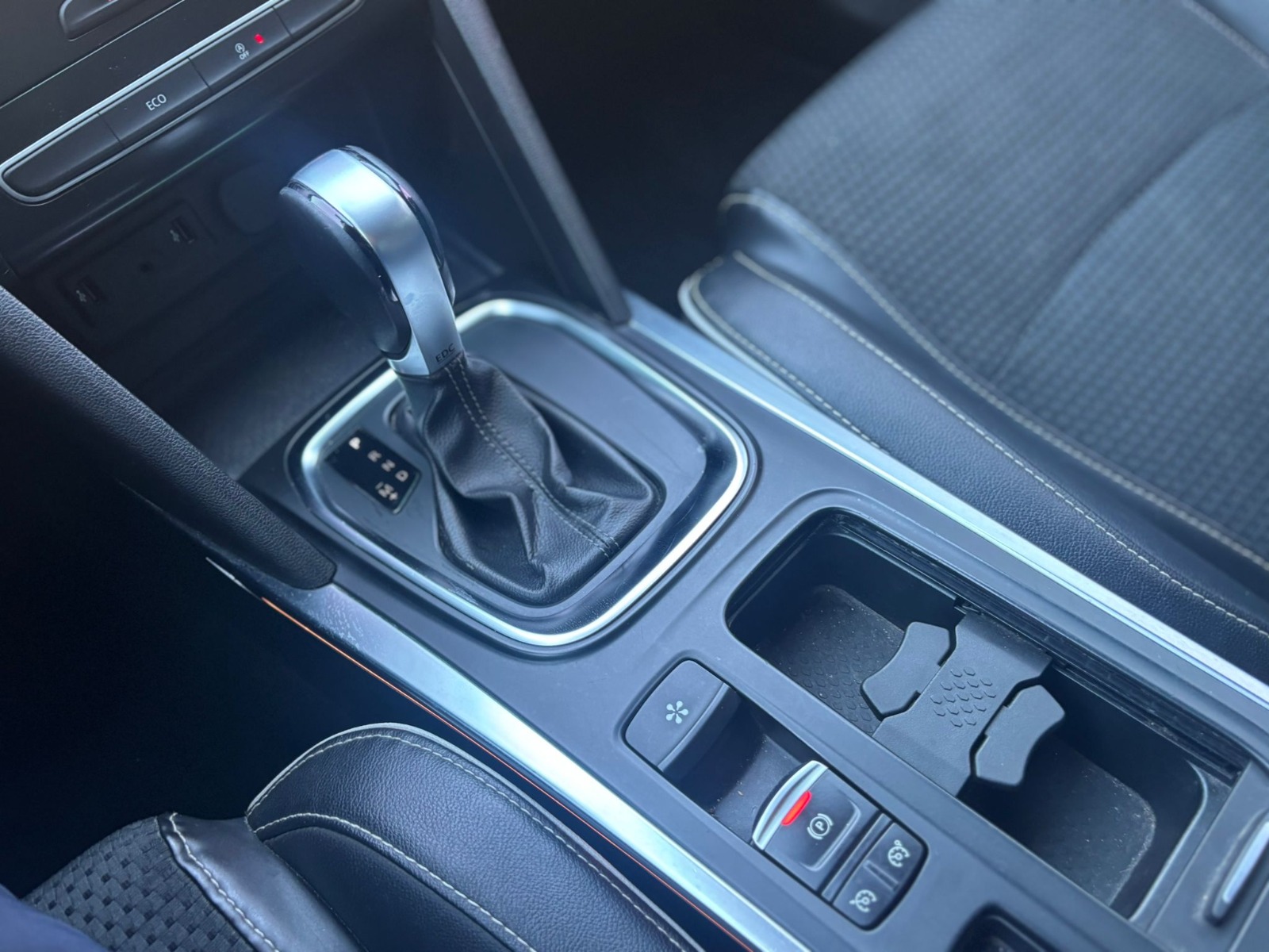 2017 Dizel Otomatik Renault Megane Beyaz Ermat Motorlu Araçlar ve Tarım Ürünleri Sanayi Ticaret A.Ş.