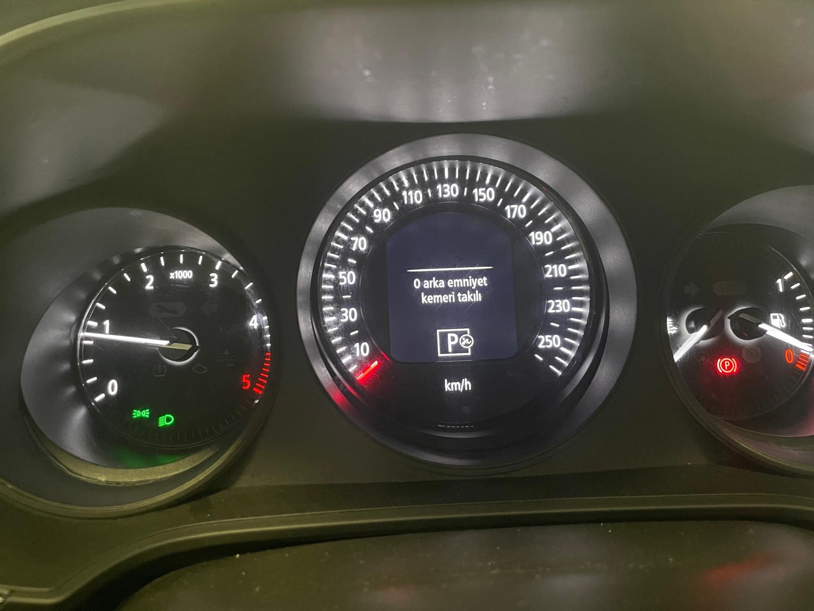 2020 Dizel Otomatik Renault Megane Beyaz Ermat Motorlu Araçlar ve Tarım Ürünleri Sanayi Ticaret A.Ş.