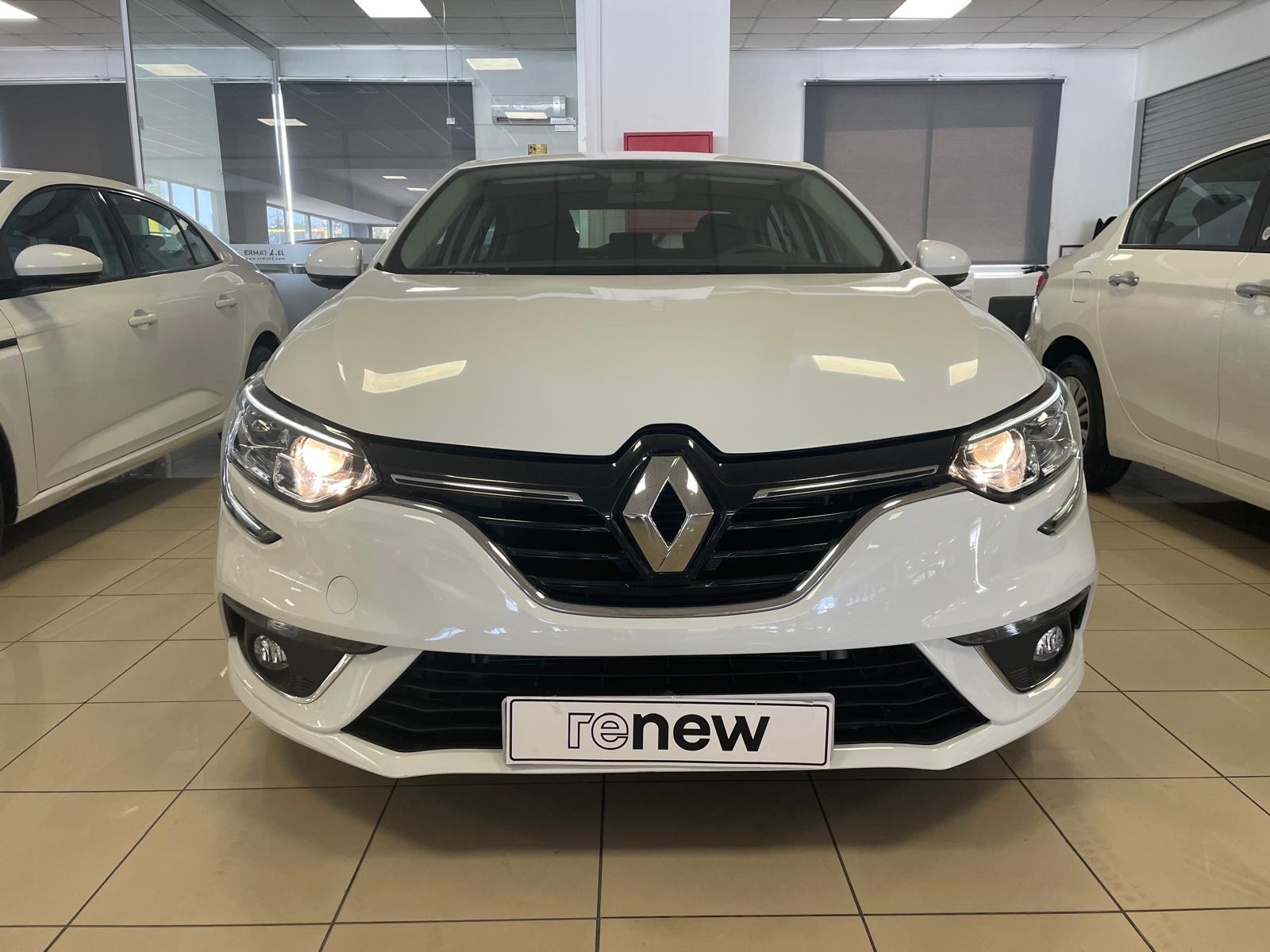 2020 Dizel Otomatik Renault Megane Beyaz Ermat Motorlu Araçlar ve Tarım Ürünleri Sanayi Ticaret A.Ş.