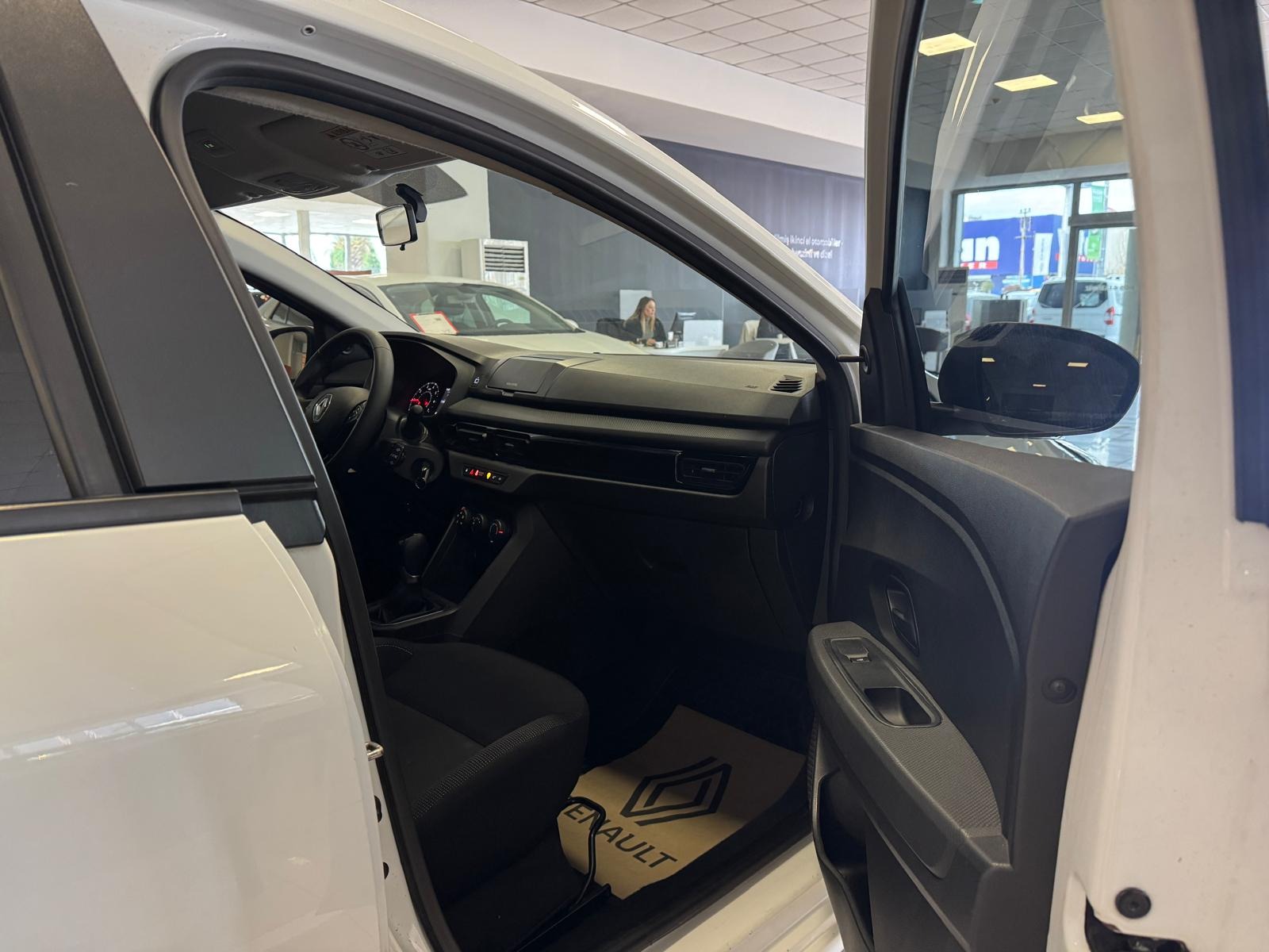 2021 Benzin Otomatik Renault Taliant Beyaz Ermat Motorlu Araçlar ve Tarım Ürünleri Sanayi Ticaret A.Ş.