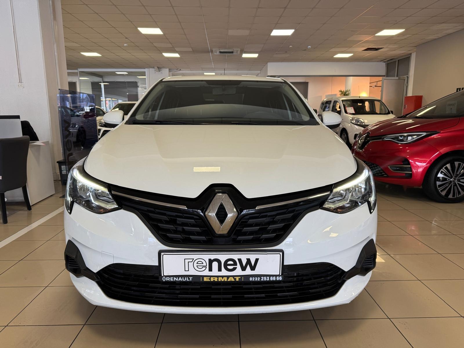 2021 Benzin Otomatik Renault Taliant Beyaz Ermat Motorlu Araçlar ve Tarım Ürünleri Sanayi Ticaret A.Ş.