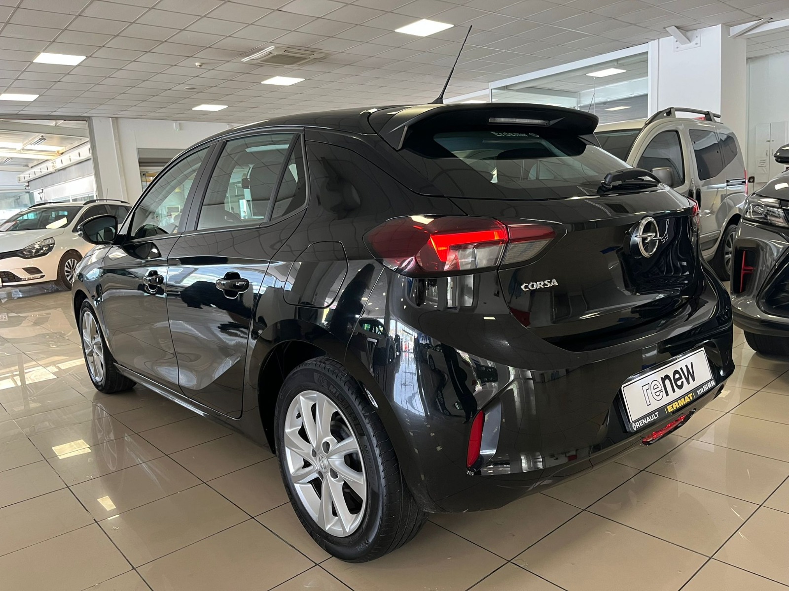 2020 Benzin Manuel Opel Corsa Siyah Ermat Motorlu Araçlar ve Tarım Ürünleri Sanayi Ticaret A.Ş.
