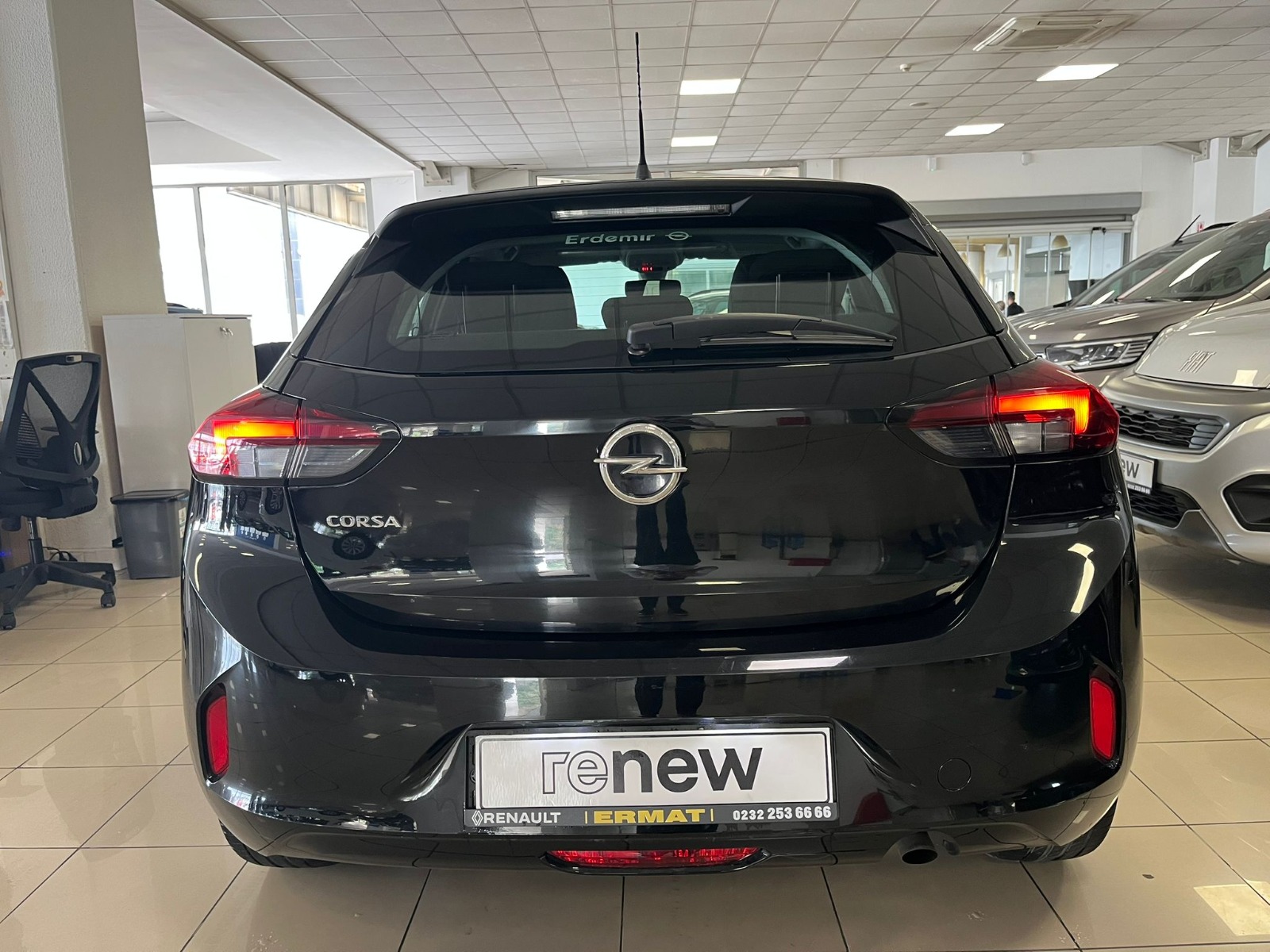 2020 Benzin Manuel Opel Corsa Siyah Ermat Motorlu Araçlar ve Tarım Ürünleri Sanayi Ticaret A.Ş.