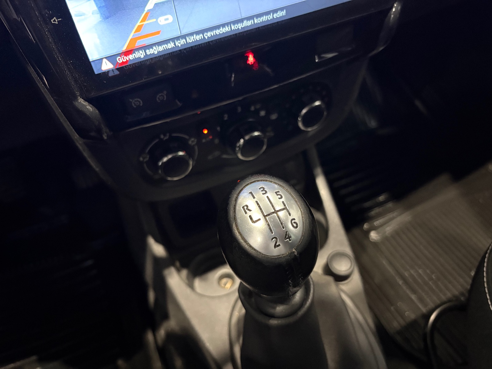 2015 Dizel Manuel Dacia Duster Gri Ermat Motorlu Araçlar ve Tarım Ürünleri Sanayi Ticaret A.Ş.
