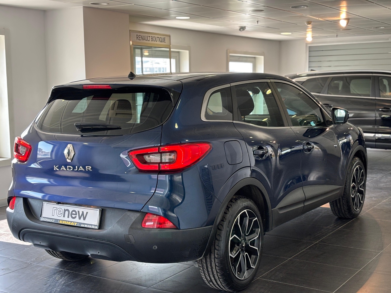 2015 Benzin Manuel Renault Kadjar Mavi Ermat Motorlu Araçlar ve Tarım Ürünleri Sanayi Ticaret A.Ş.