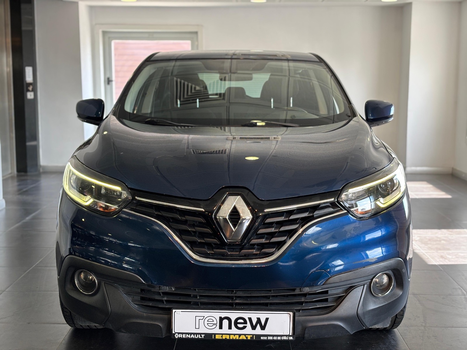 2015 Benzin Manuel Renault Kadjar Mavi Ermat Motorlu Araçlar ve Tarım Ürünleri Sanayi Ticaret A.Ş.