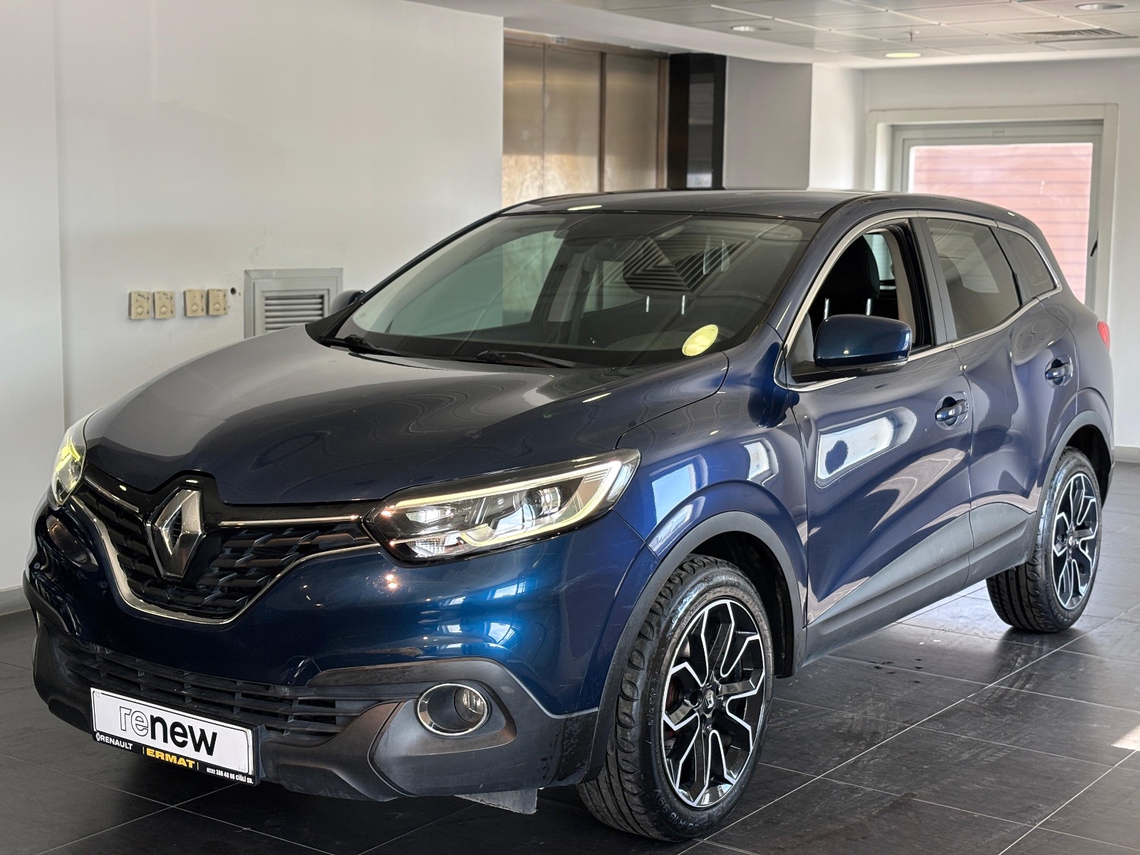 2015 Benzin Manuel Renault Kadjar Mavi Ermat Motorlu Araçlar ve Tarım Ürünleri Sanayi Ticaret A.Ş.