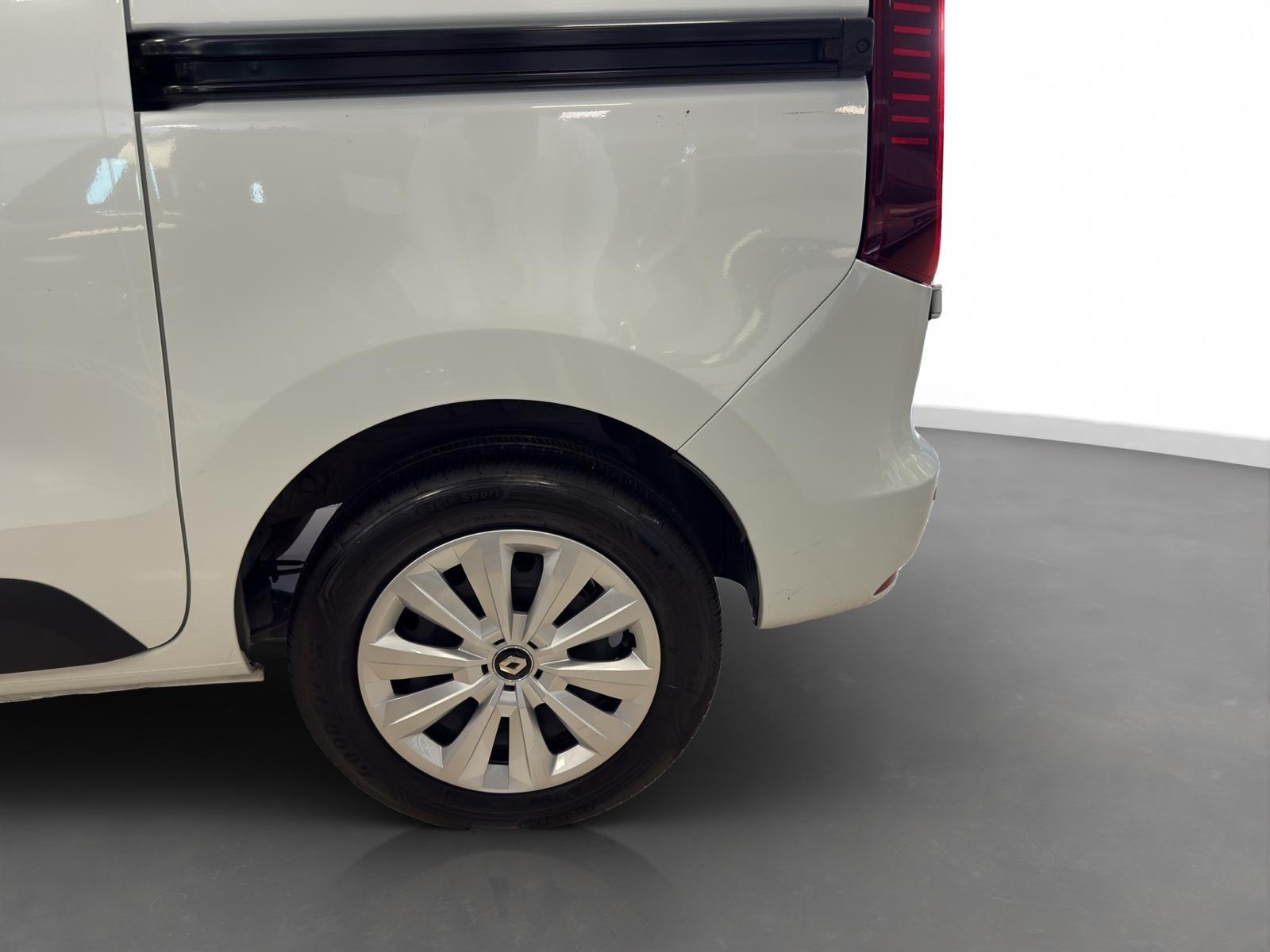 2024 Dizel Manuel Renault Express Combi Beyaz Ermat Motorlu Araçlar ve Tarım Ürünleri Sanayi Ticaret A.Ş.