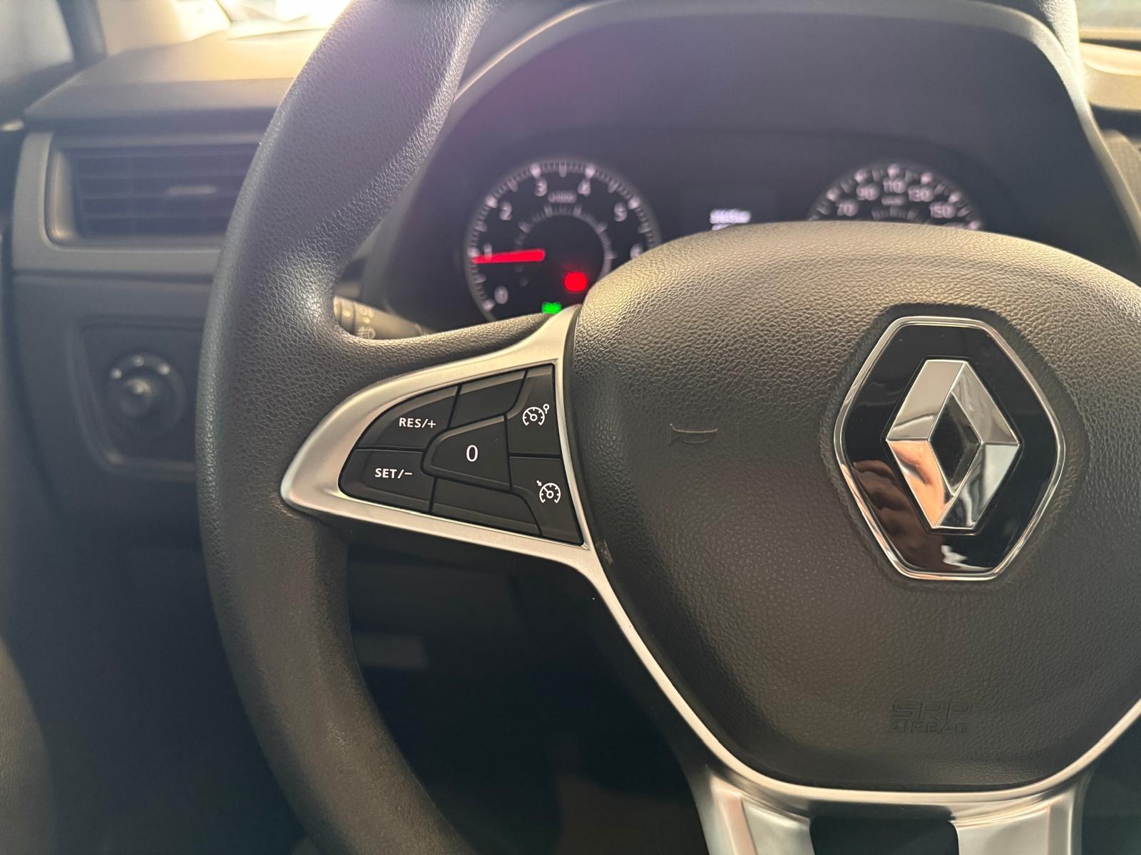 2024 Dizel Manuel Renault Express Combi Beyaz Ermat Motorlu Araçlar ve Tarım Ürünleri Sanayi Ticaret A.Ş.