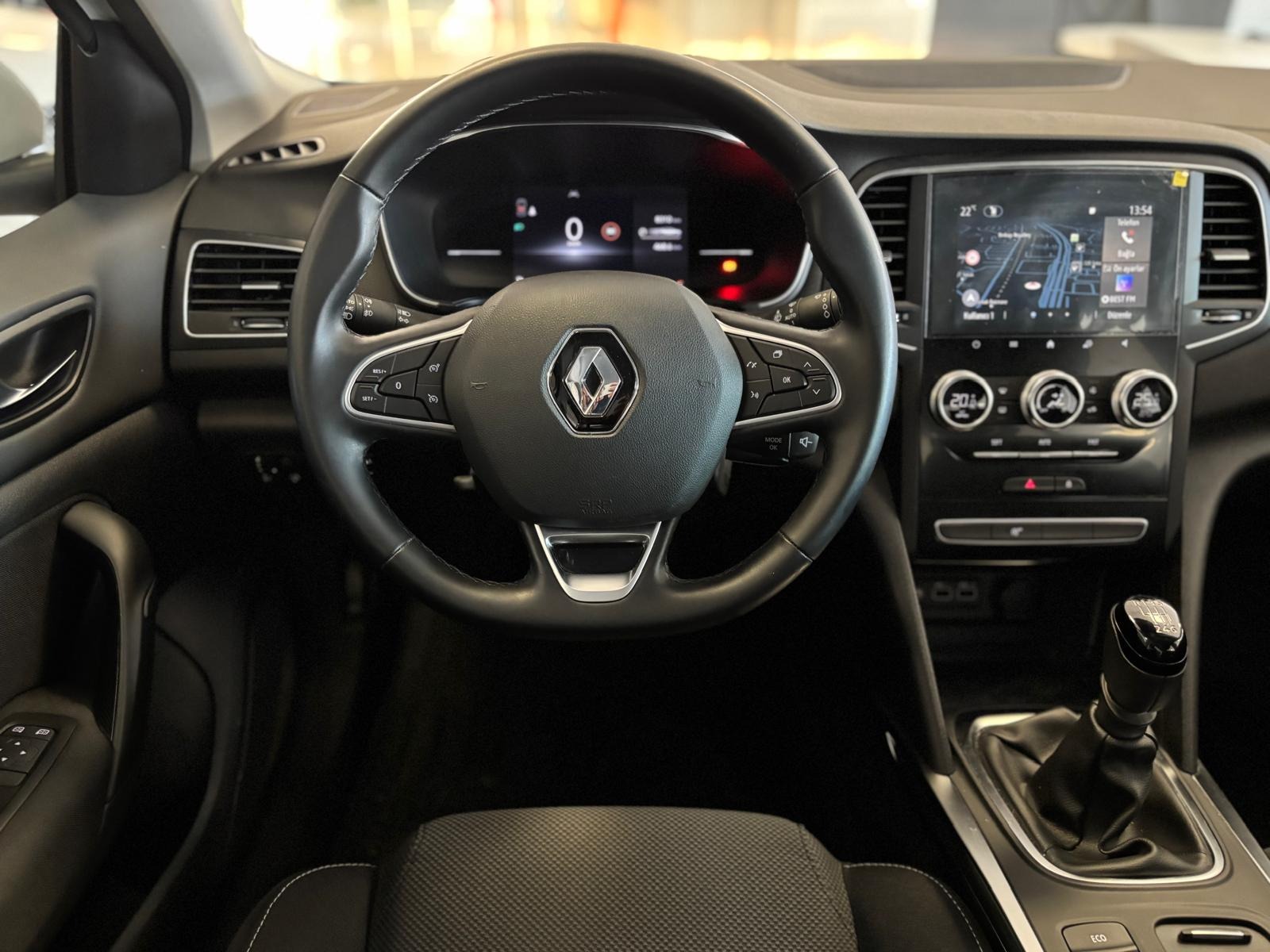 2025 Benzin Manuel Renault Megane Beyaz Ermat Motorlu Araçlar ve Tarım Ürünleri Sanayi Ticaret A.Ş.