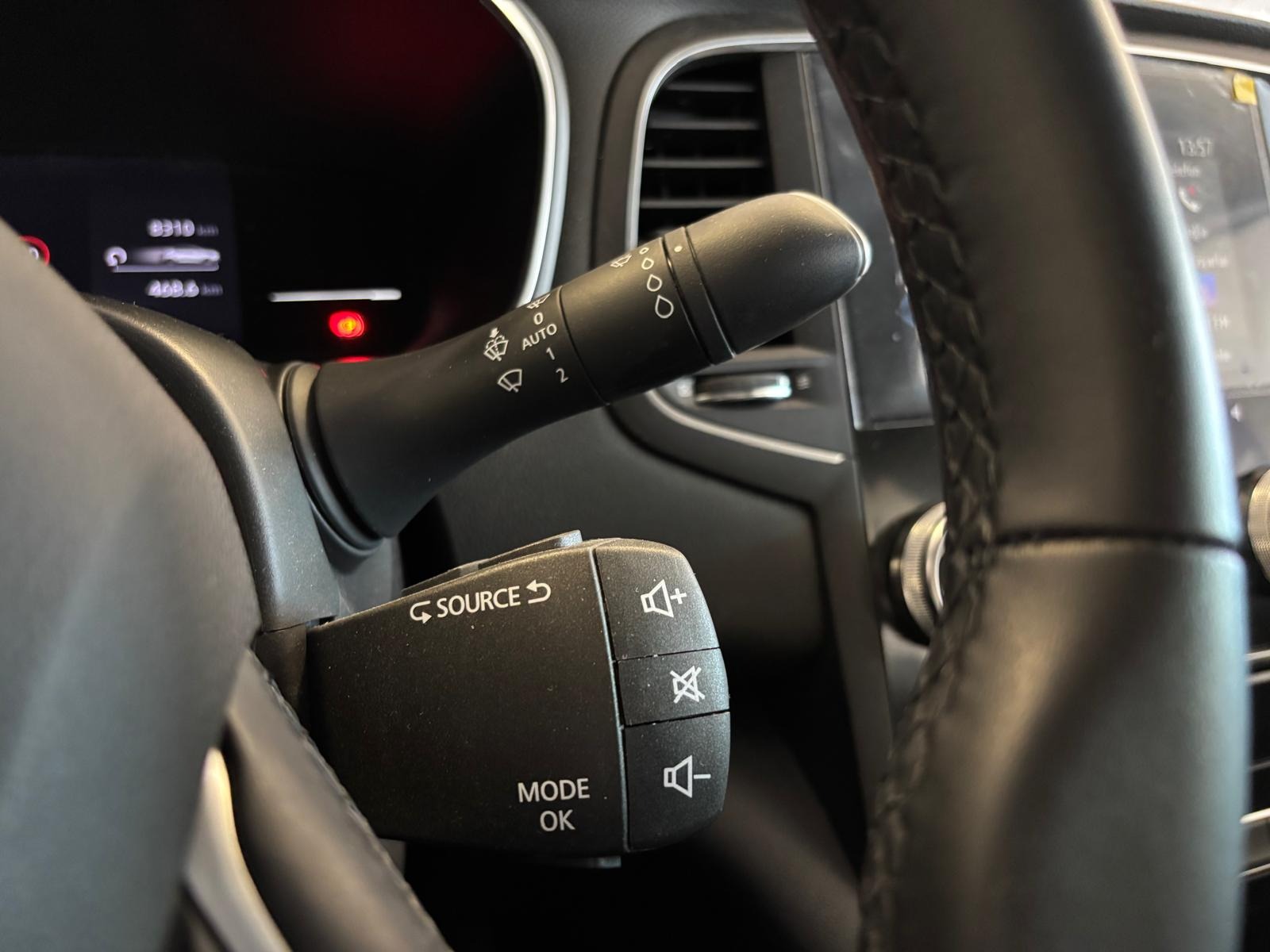 2025 Benzin Manuel Renault Megane Beyaz Ermat Motorlu Araçlar ve Tarım Ürünleri Sanayi Ticaret A.Ş.