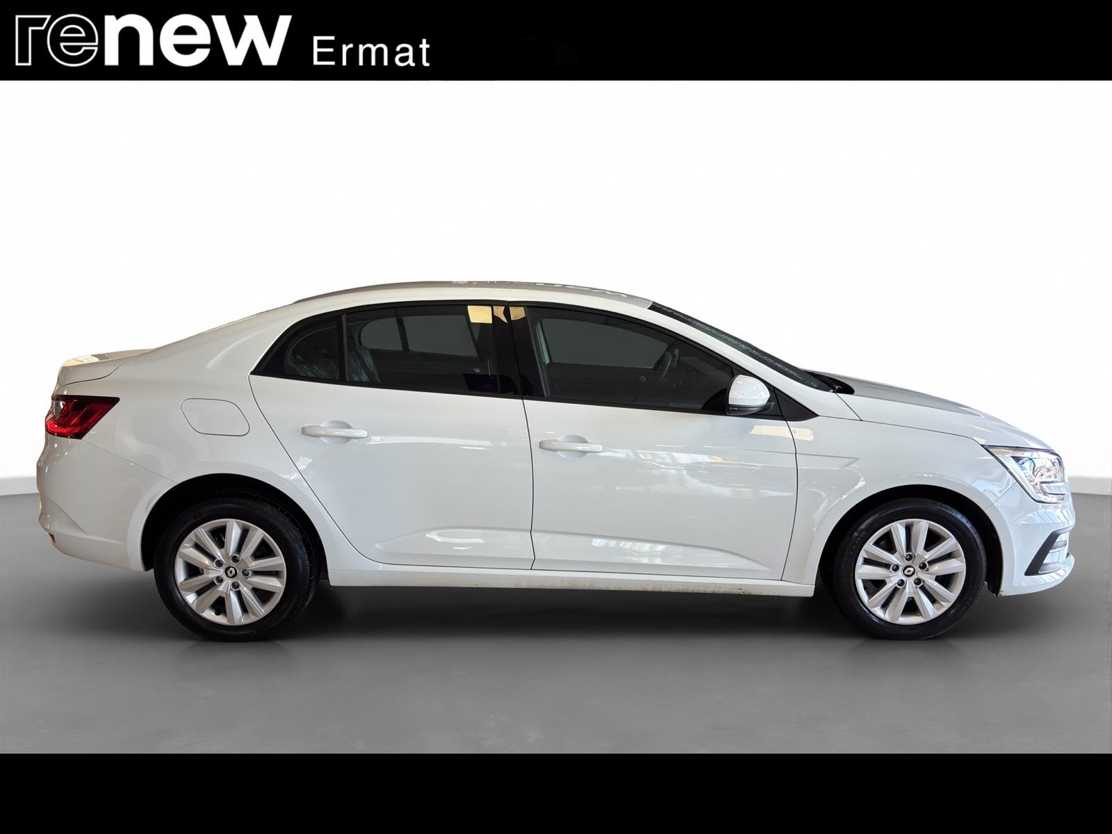 2025 Benzin Manuel Renault Megane Beyaz Ermat Motorlu Araçlar ve Tarım Ürünleri Sanayi Ticaret A.Ş.